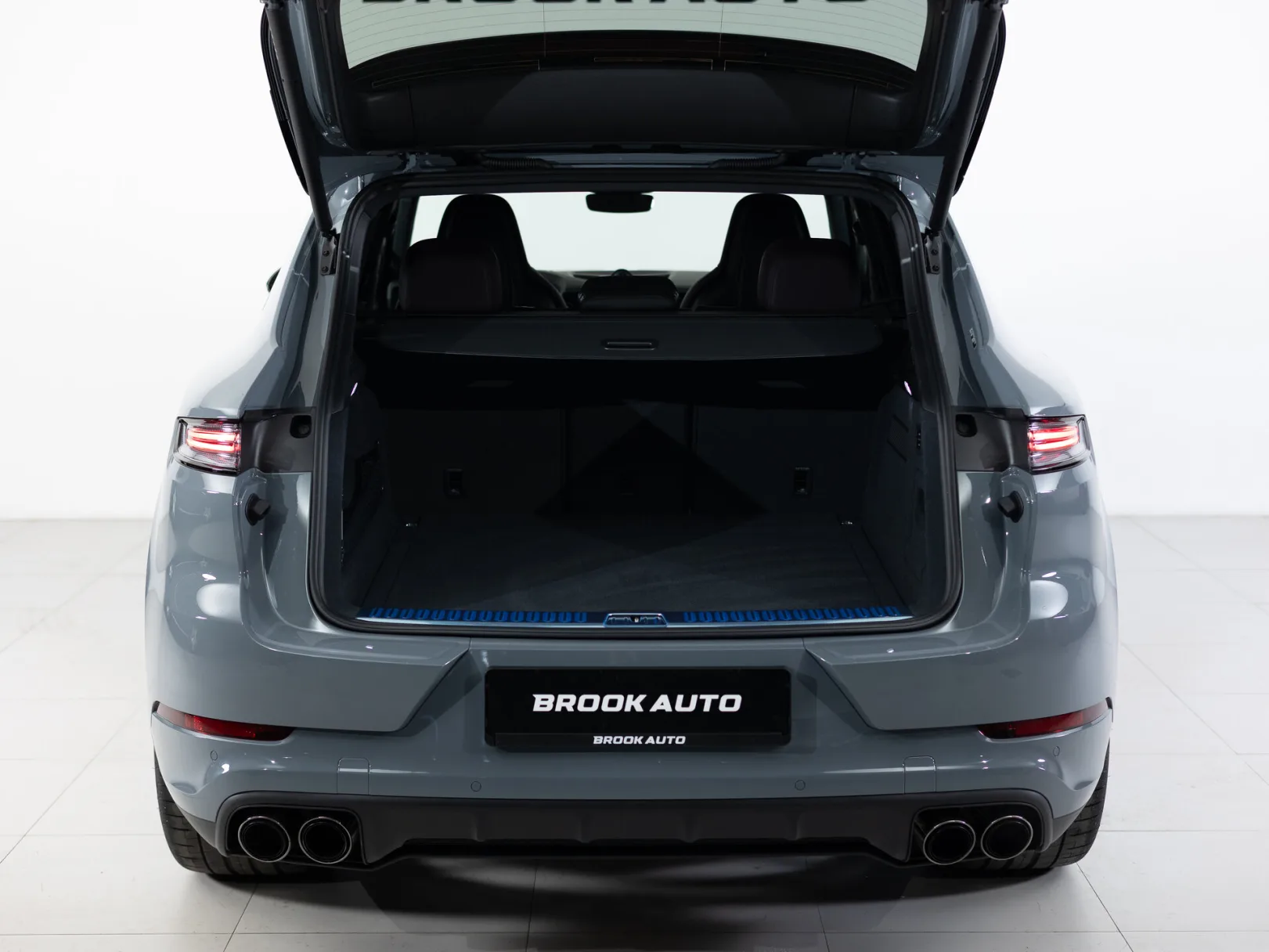 Porsche Cayenne Базовая III Рестайлинг, 2026 — экстерьер, фото 30