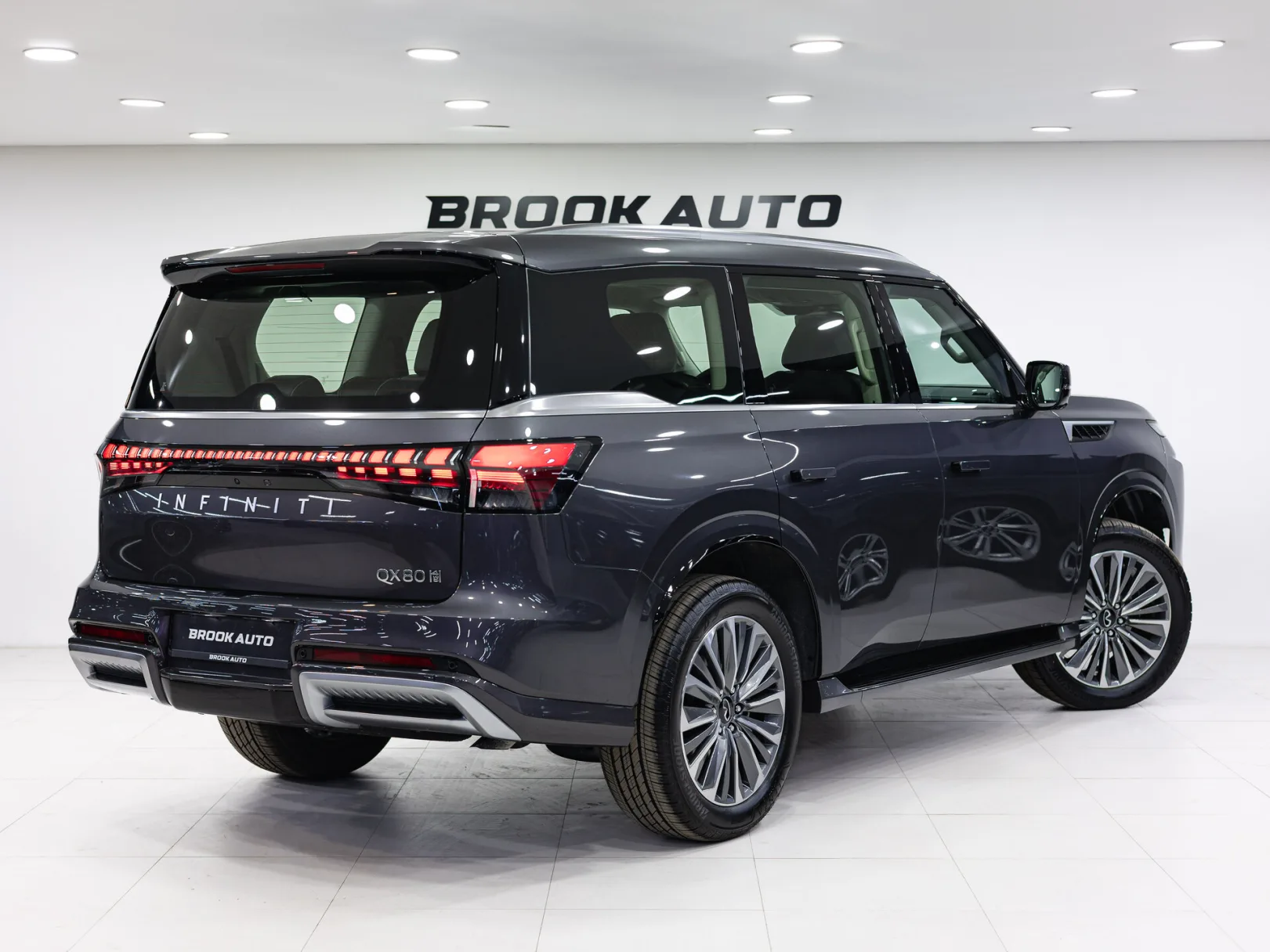 Infiniti QX80 Sensory II, 2026 — экстерьер, фото 6