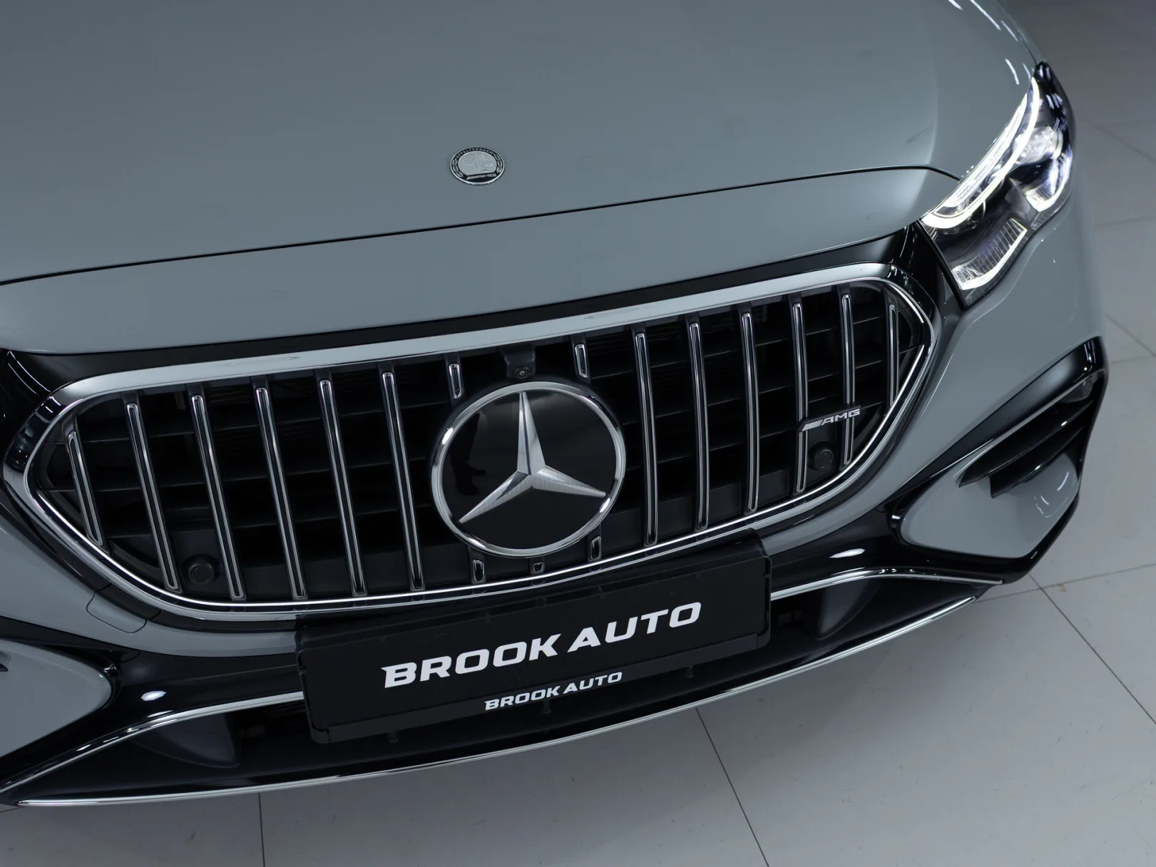 Mercedes-Benz E-Класс AMG E 53 4MATIC+ VI (W214), 2025 — экстерьер, фото 34