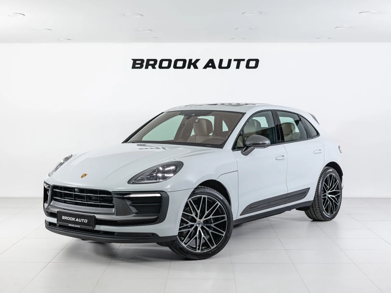 Porsche Macan T I Рестайлинг 2, 2026 — экстерьер, фото 1