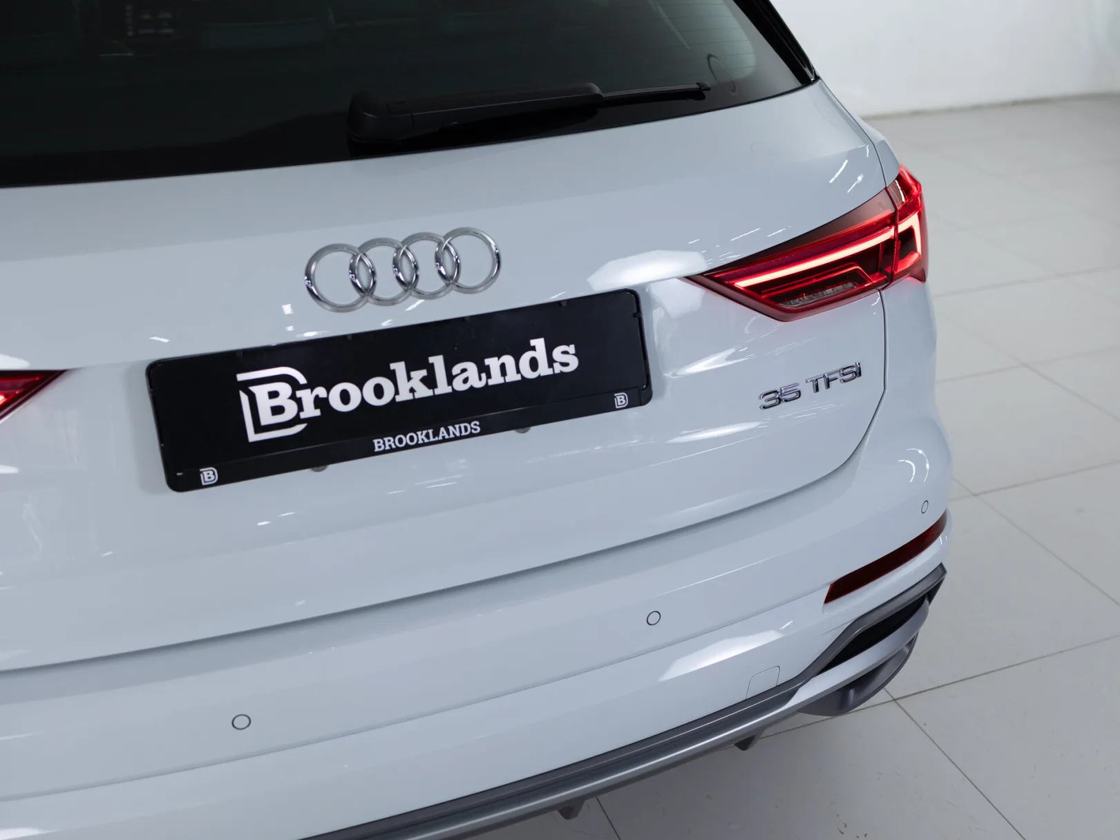 Audi Q3 35 TFSI Aggressive dynamic II (F3), 2023 — экстерьер, фото 27