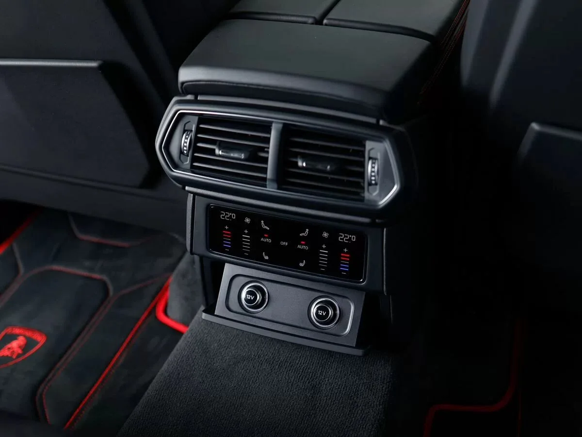 Lamborghini Urus Individual I, 2019 — экстерьер, фото 21
