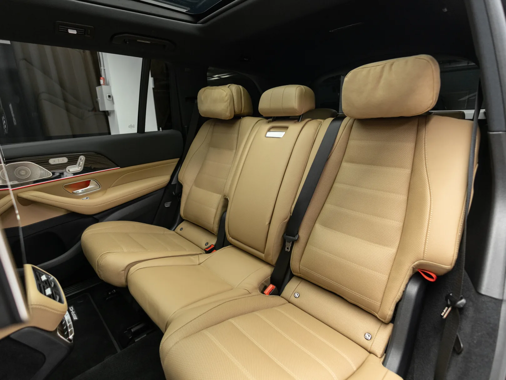 Mercedes-Benz GLS 450 d 4MATIC II (X167) Рестайлинг, 2025 — экстерьер, фото 32