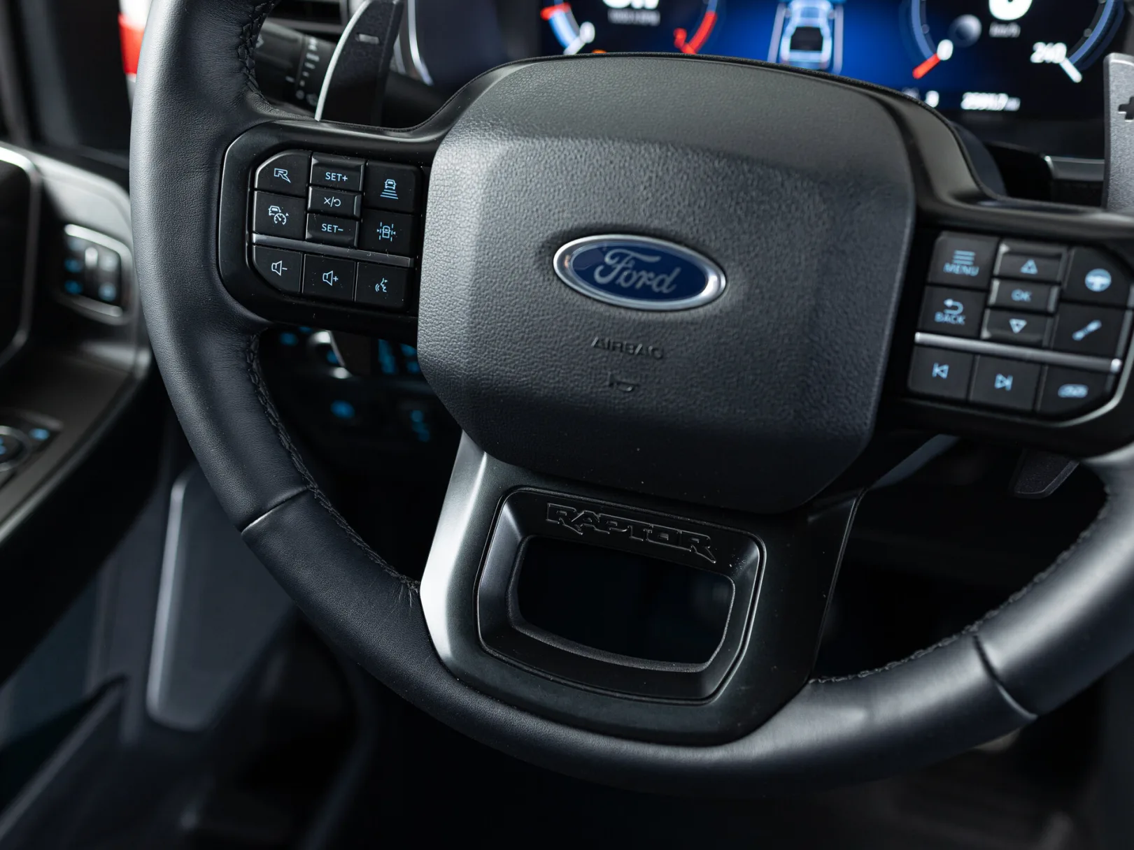 Ford F-150 Raptor XIV, 2023 — экстерьер, фото 16