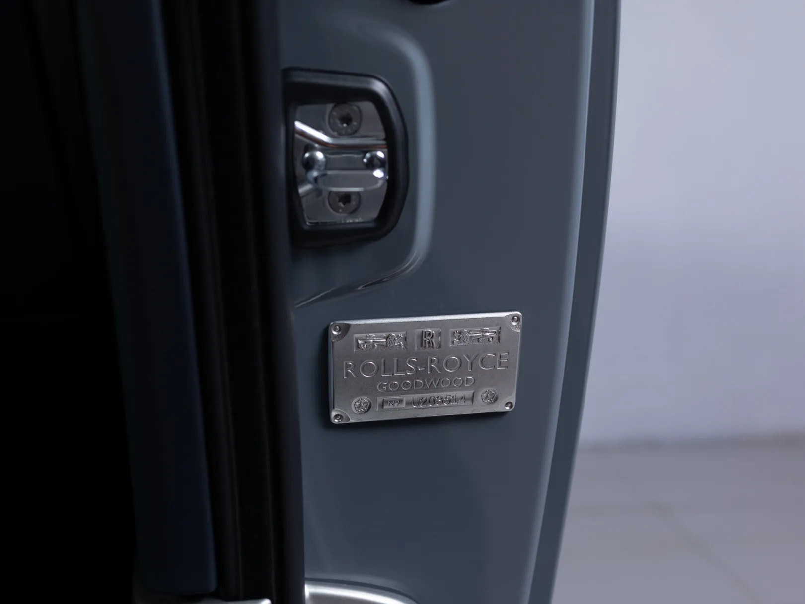 Rolls-Royce Wraith Black Badge I, 2020 — экстерьер, фото 25