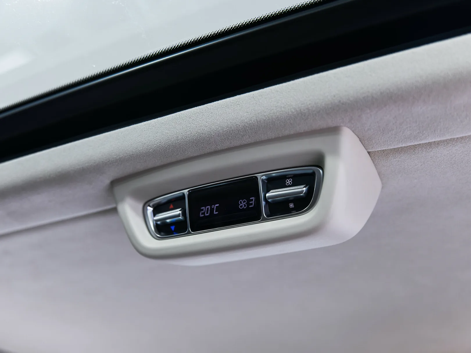 Mercedes-Benz V-Класс Exclusive AMG Line III (W447) Рестайлинг 2, 2024 — экстерьер, фото 28
