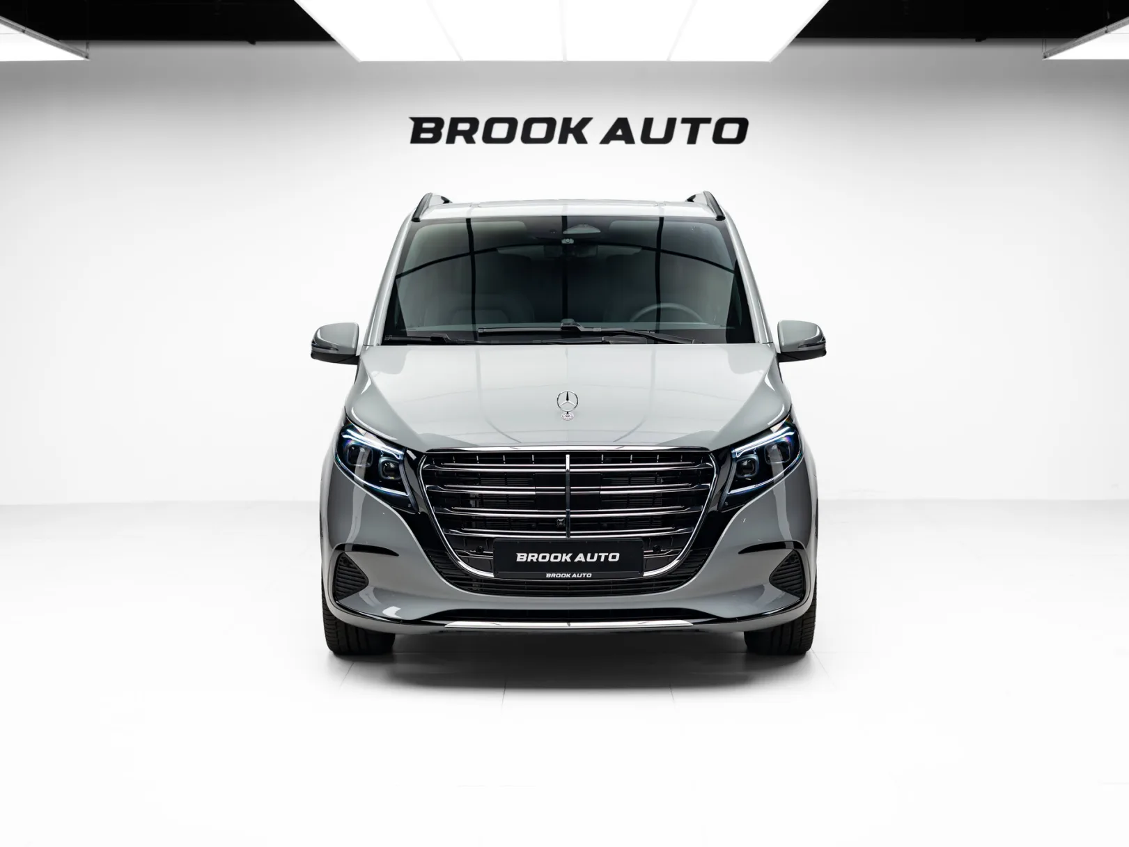 Mercedes-Benz V-Класс Exclusive III (W447) Рестайлинг 2, 2026 — экстерьер, фото 2