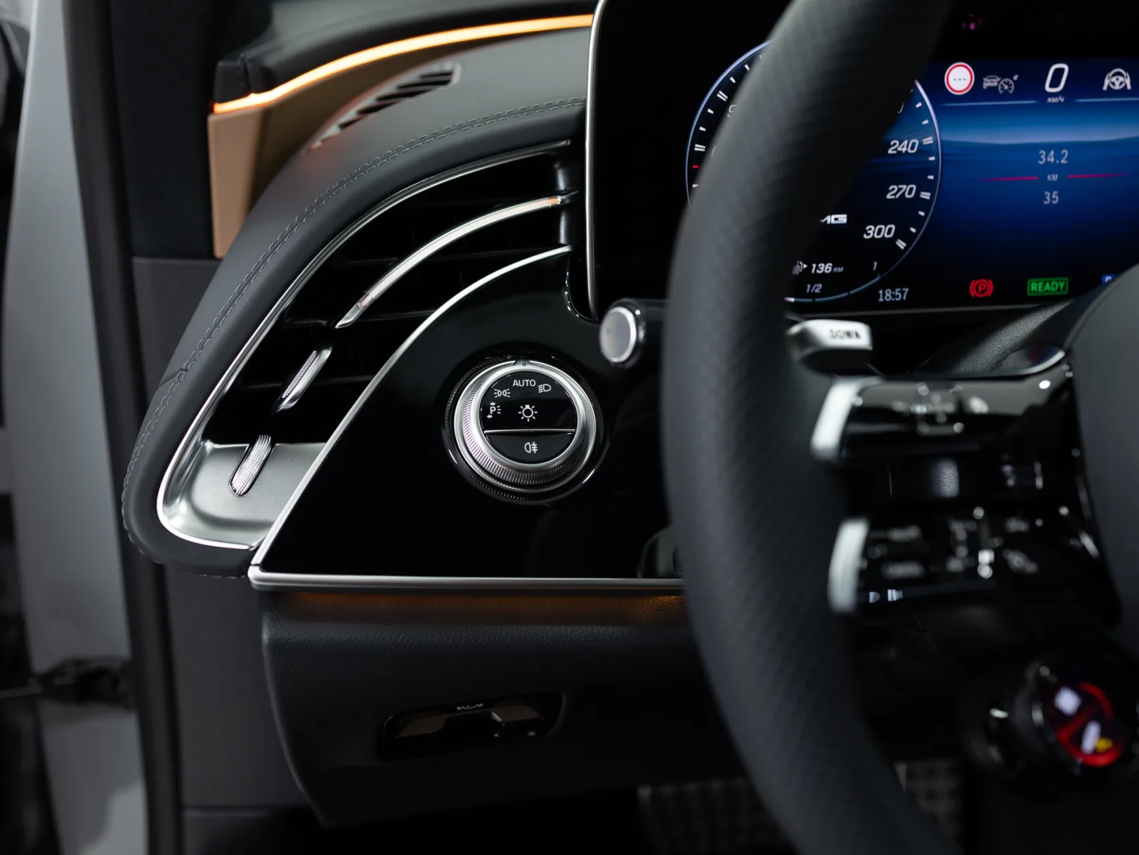 Mercedes-Benz E-Класс AMG E 53 4MATIC+ VI (W214), 2025 — экстерьер, фото 15