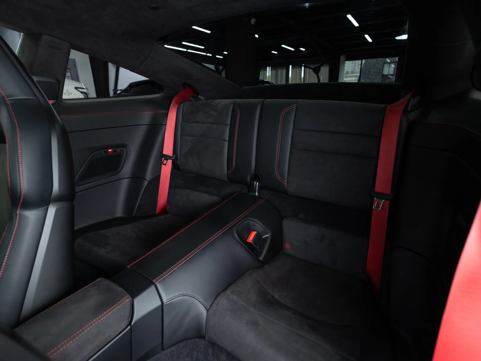 Porsche 911 Carrera 4 GTS VIII (992), 2021 — экстерьер, фото 28
