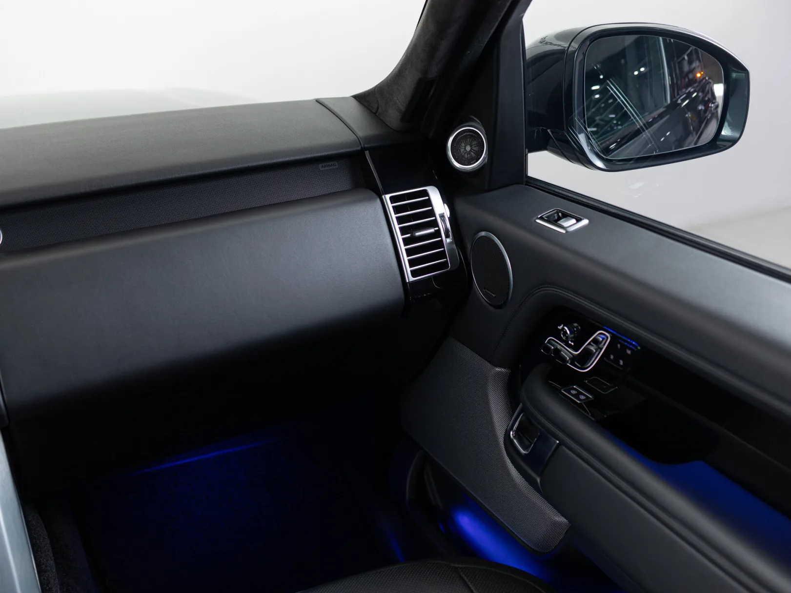 Land Rover Range Rover Vogue IV Рестайлинг, 2021 — экстерьер, фото 19