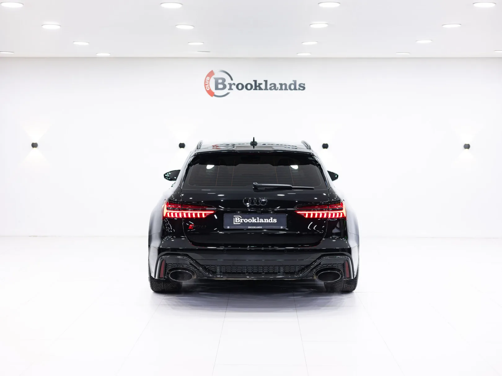 Audi RS 6 TFSI quattro IV (C8), 2022 — экстерьер, фото 5
