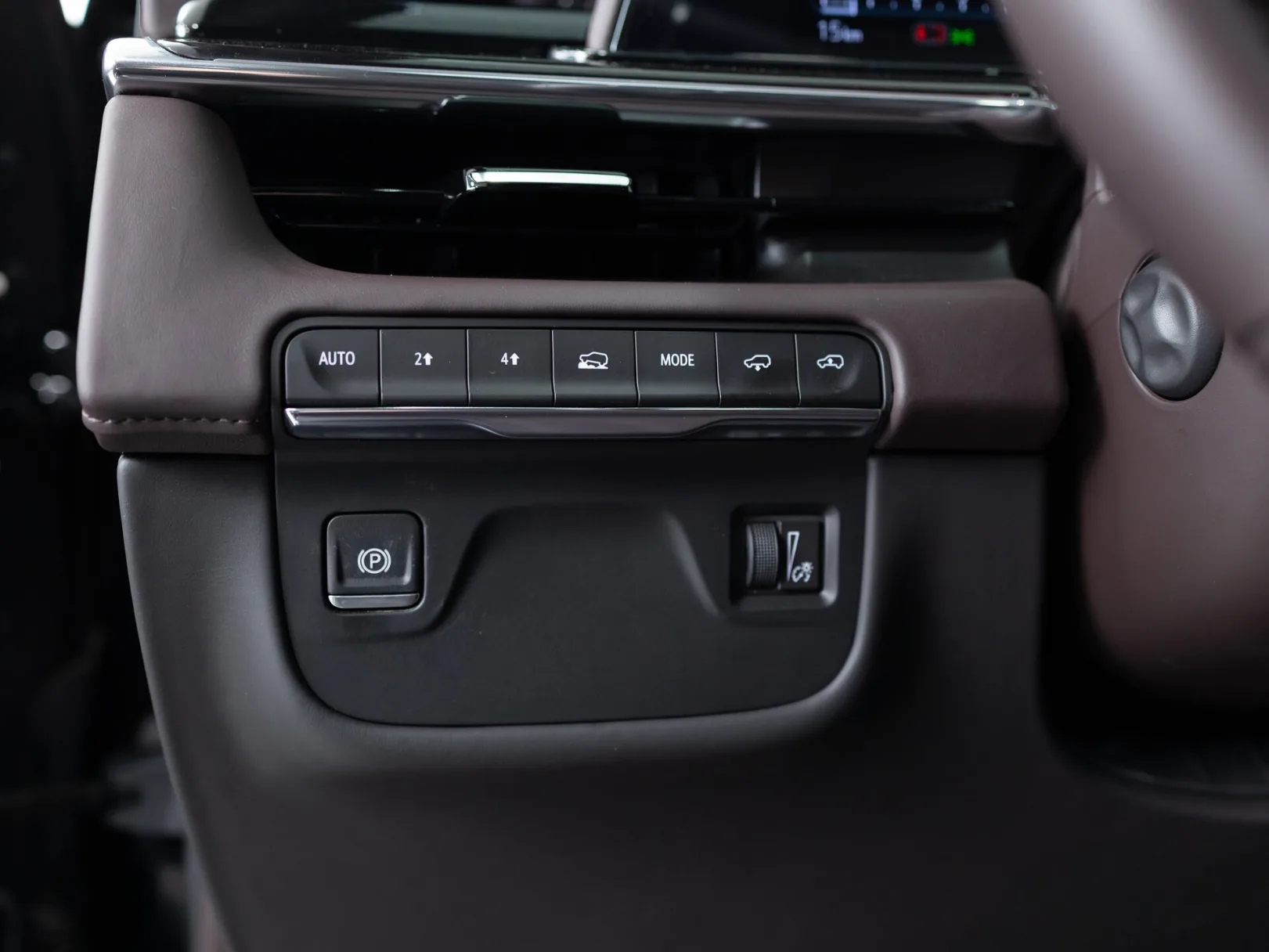 Cadillac Escalade Premium Luxury Platinum ESV V, 2024 — экстерьер, фото 14
