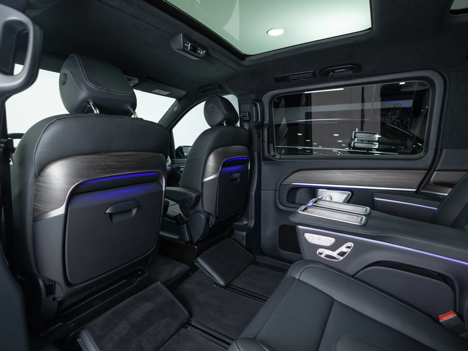 Mercedes-Benz V-Класс Avantgarde III (W447) Рестайлинг 2, 2025 — экстерьер, фото 29
