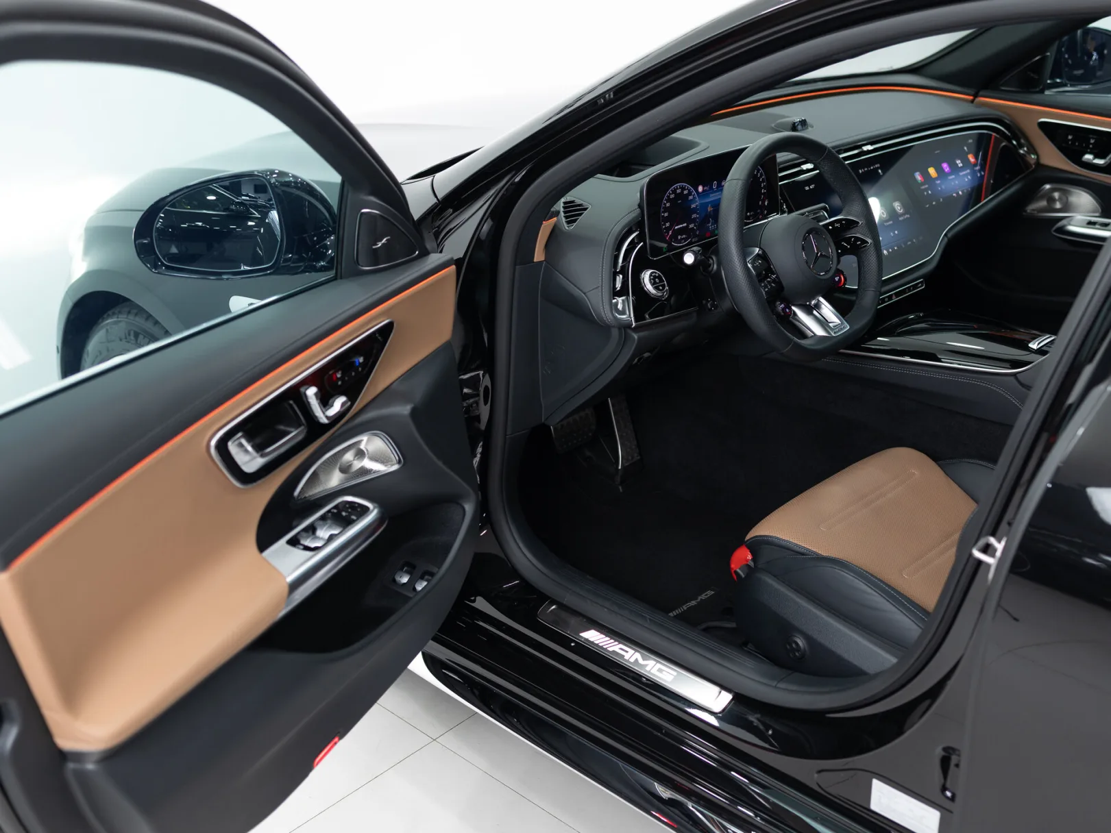 Mercedes-Benz E-Класс AMG E 53 4MATIC+ VI (W214), 2024 — экстерьер, фото 7