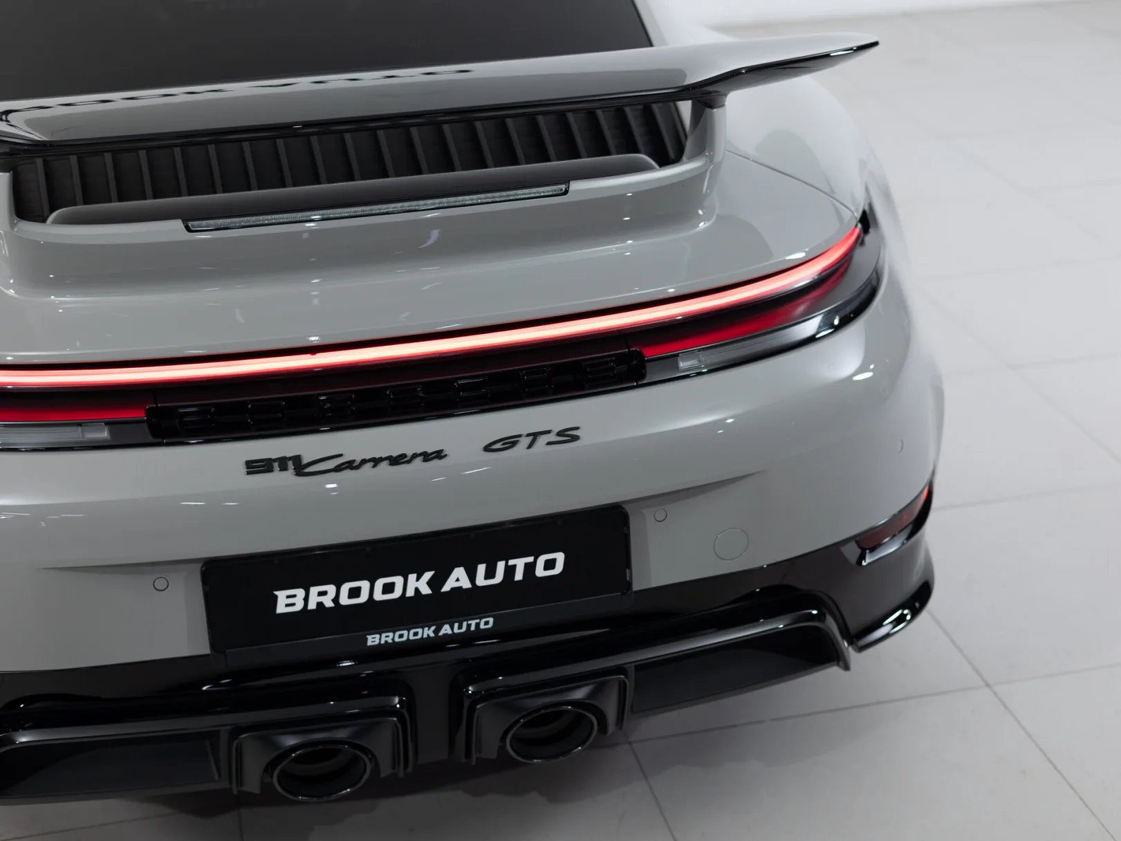 Porsche 911 Carrera 4 GTS VIII (992) Рестайлинг, 2025 — экстерьер, фото 37