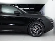 Porsche Cayenne E-Hybrid III Рестайлинг, 2026 — экстерьер, фото 36