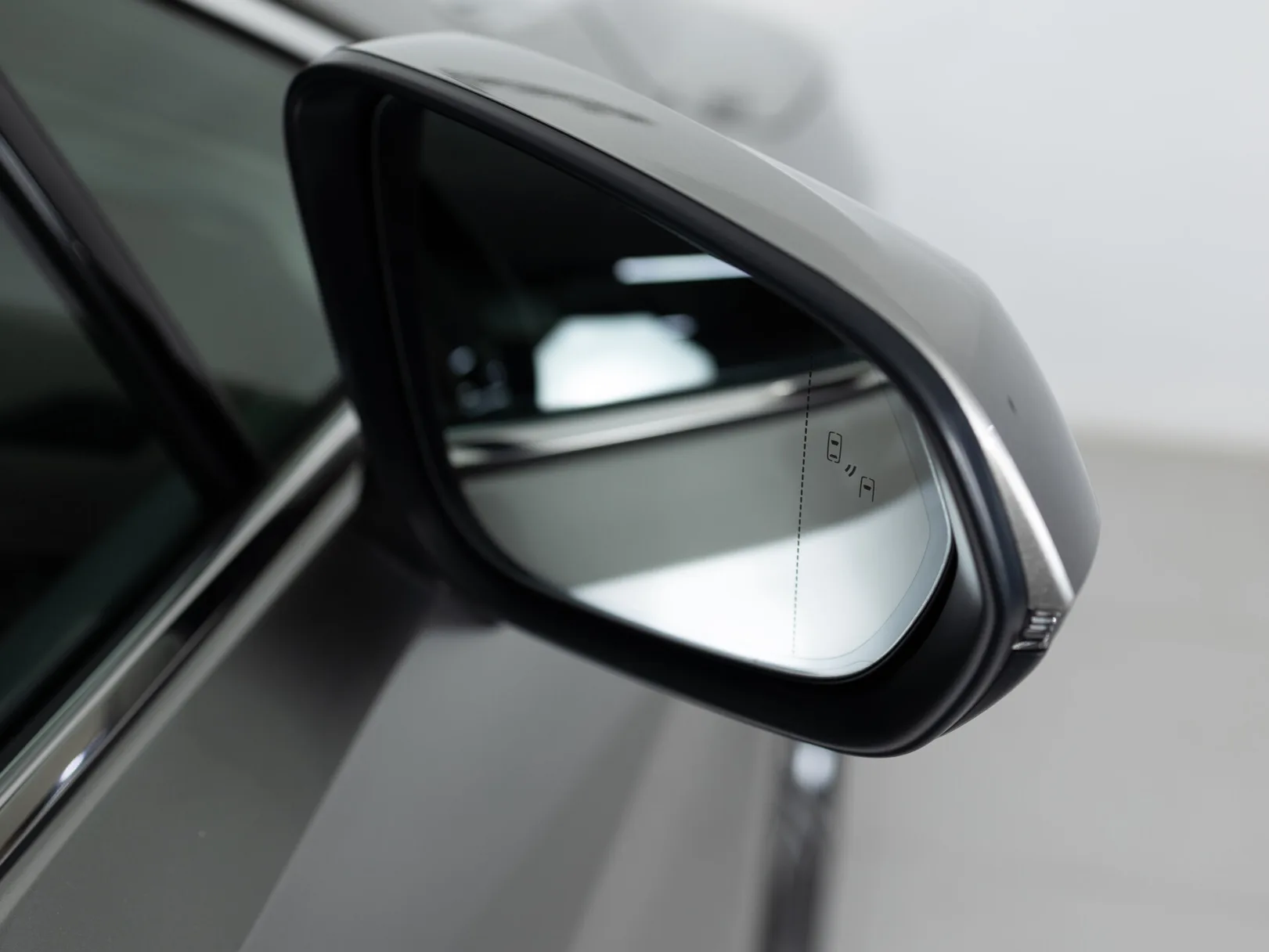 Lexus RX IV Рестайлинг, 2022 — экстерьер, фото 24