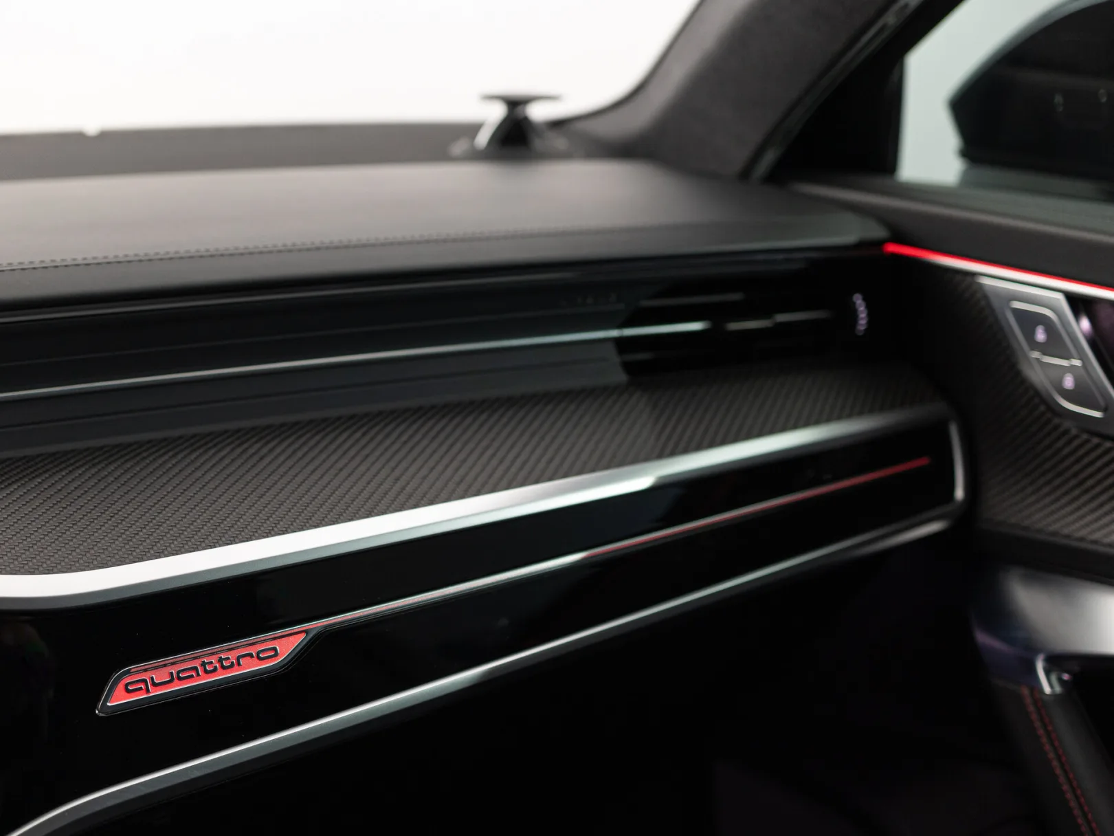 Audi RS 6 TFSI quattro IV (C8), 2022 — экстерьер, фото 21
