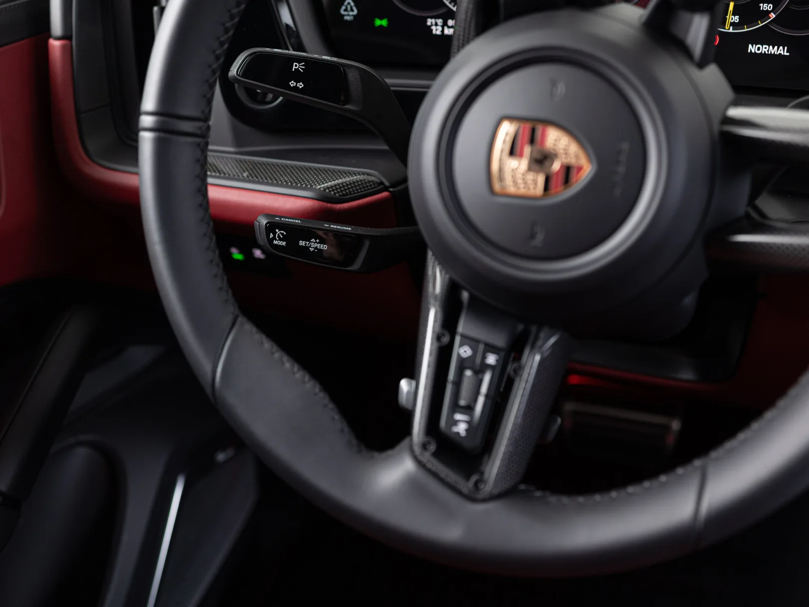 Porsche Cayenne Turbo GT III Рестайлинг, 2025 — экстерьер, фото 16
