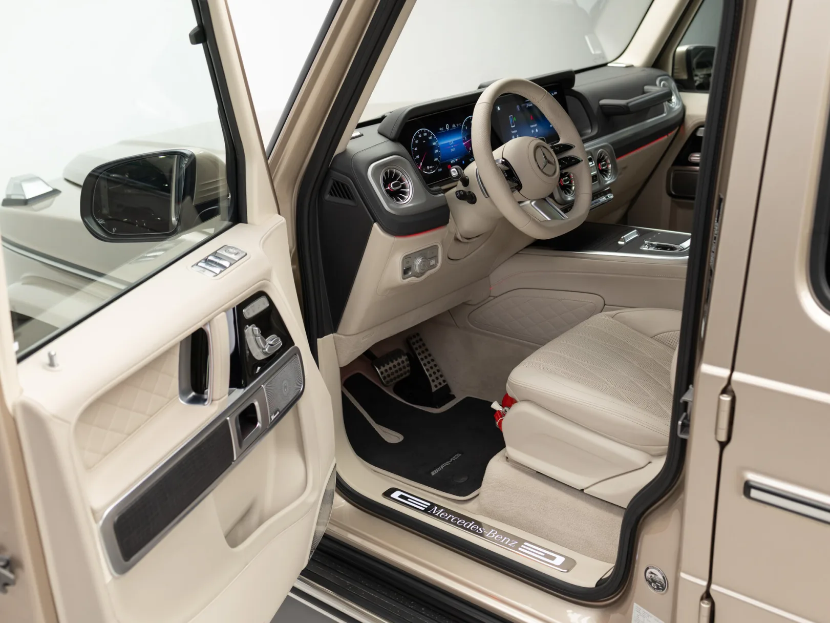 Mercedes-Benz G-Класс G 450 d AMG Line III (W465) Рестайлинг, 2025 — экстерьер, фото 7