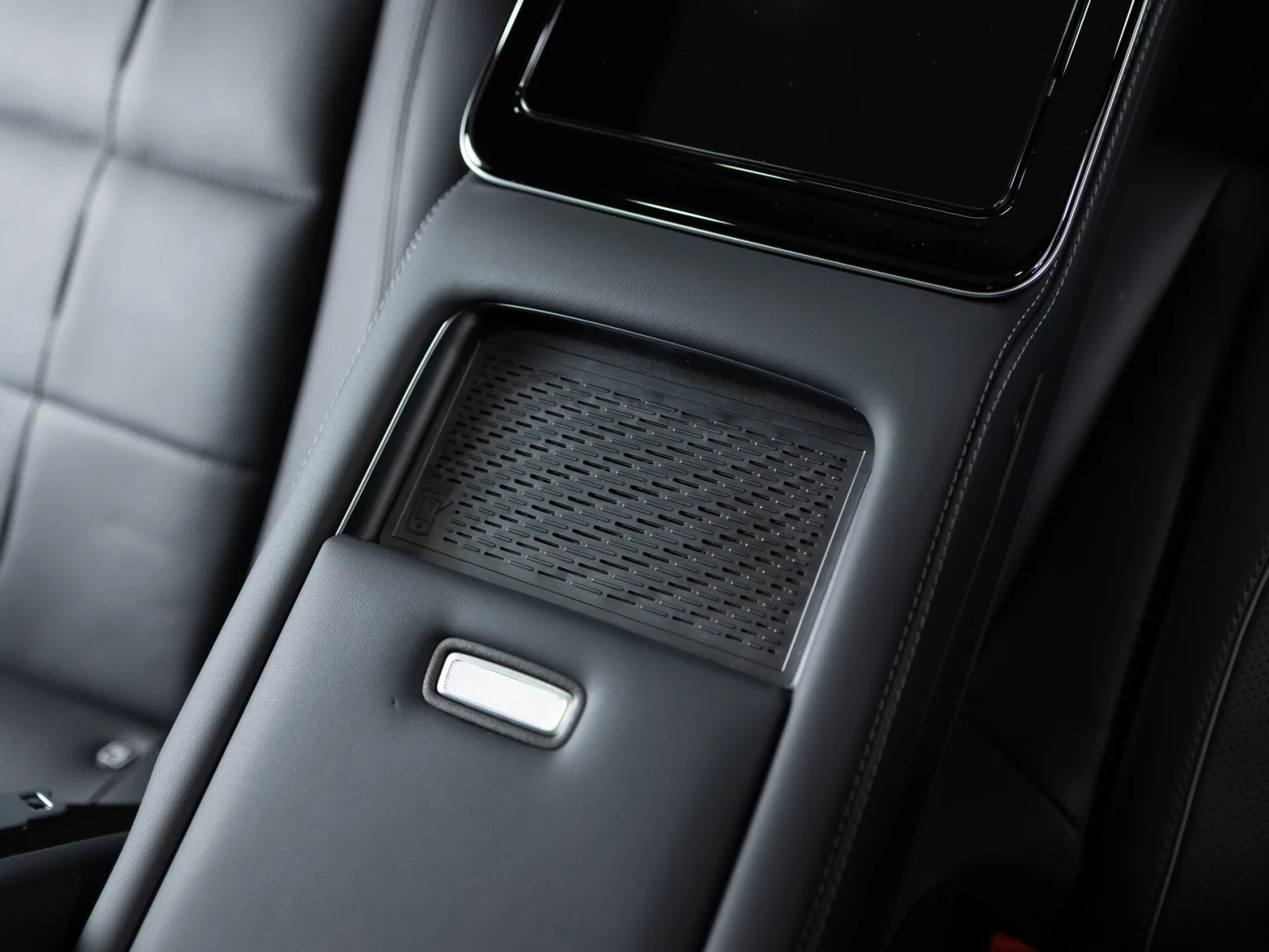 Mercedes-Benz GLS 580 4MATIC II (X167), 2023 — экстерьер, фото 32