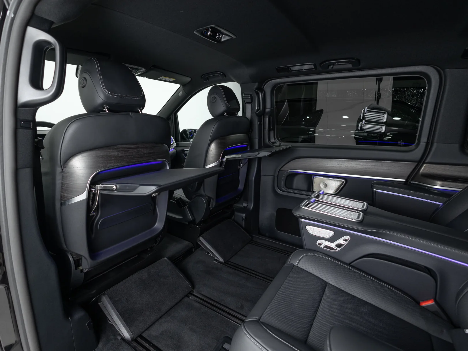 Mercedes-Benz V-Класс Exclusive III (W447) Рестайлинг 2, 2026 — экстерьер, фото 27