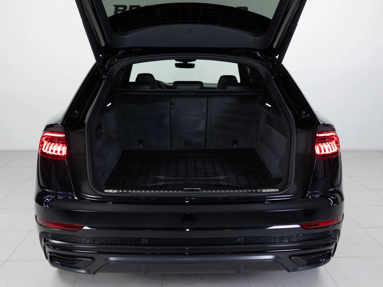 Audi Q8 Sport 55 TFSI I (4M), 2020 — экстерьер, фото 30