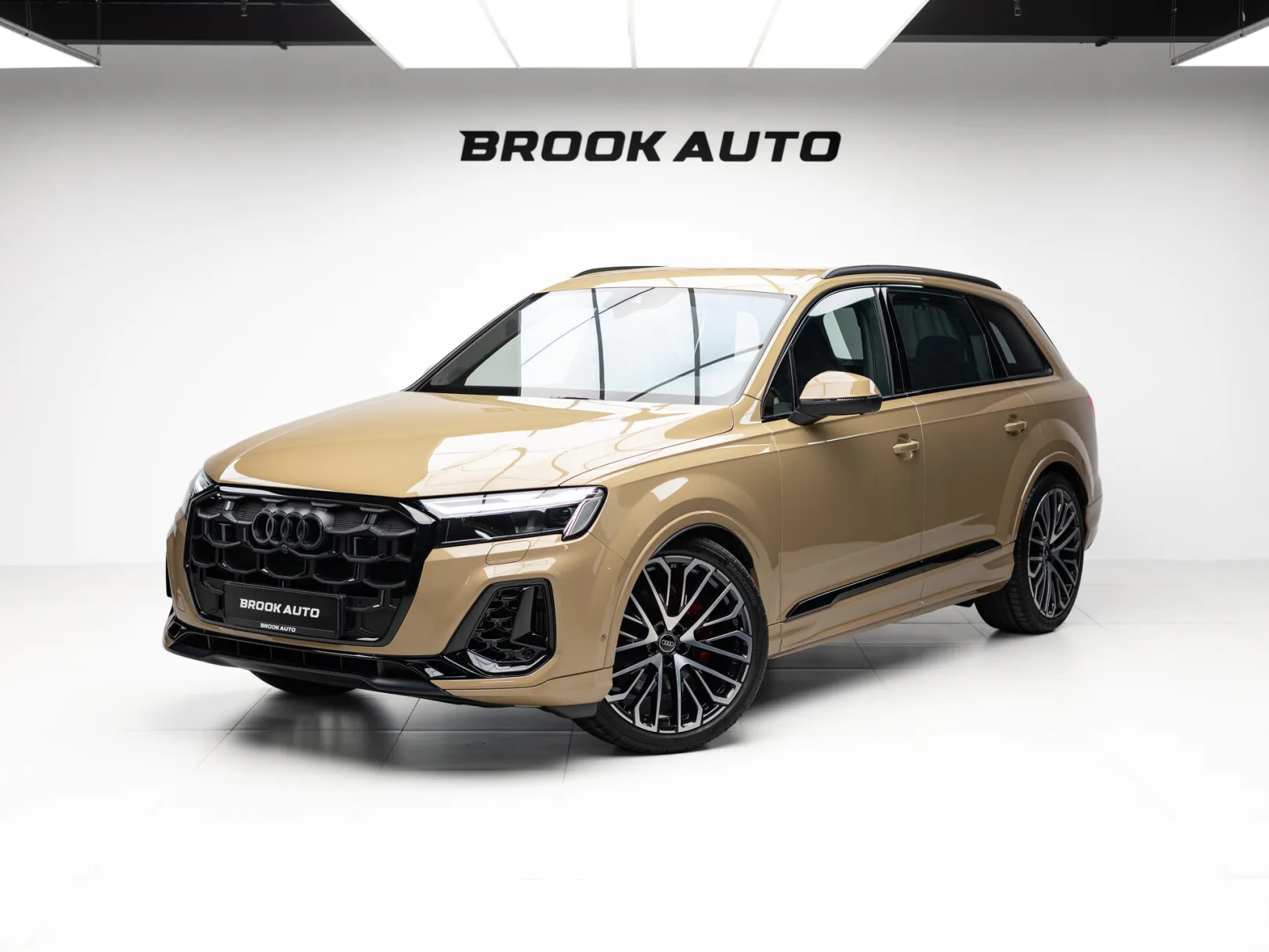 Audi Q7 55 TFSI quattro tiptronic II (4M) Рестайлинг 2, 2024 — экстерьер, фото 1