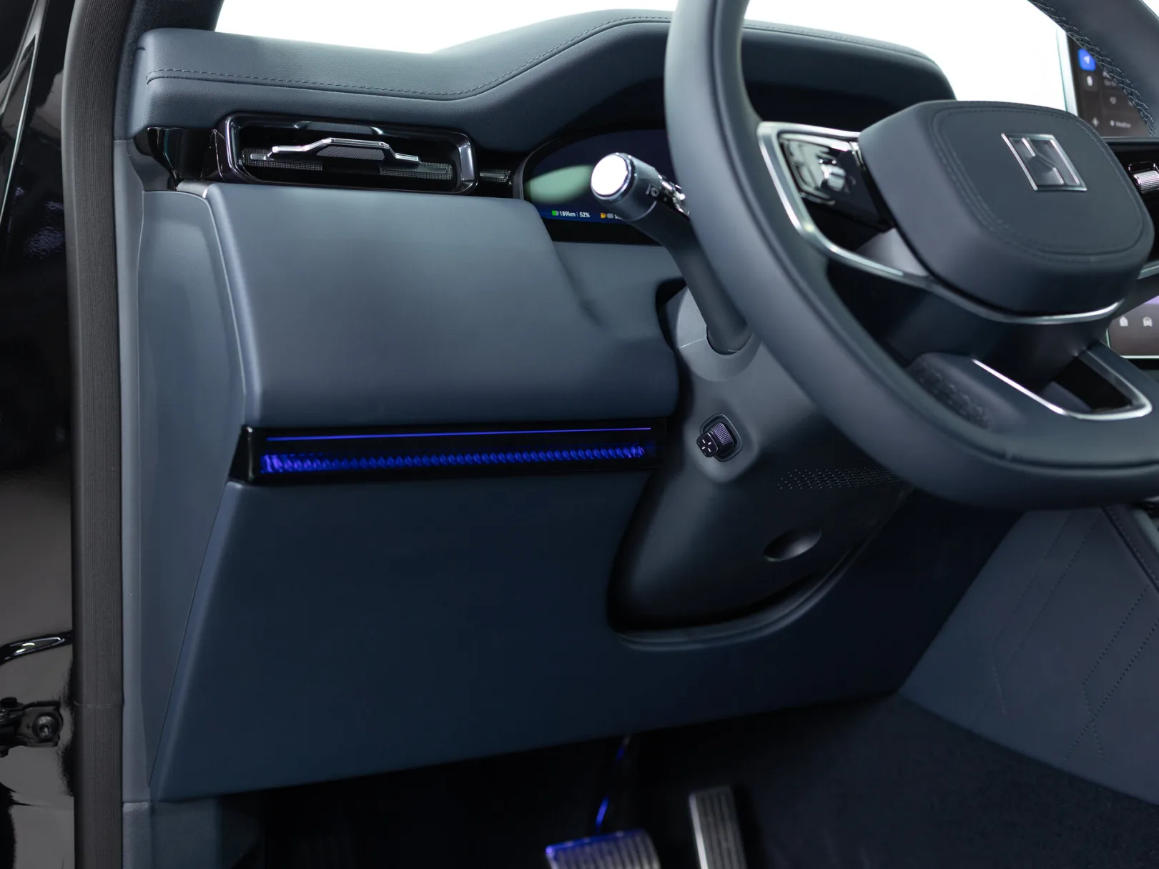 Zeekr 9X Ultra (6 seats) I, 2025 — экстерьер, фото 14