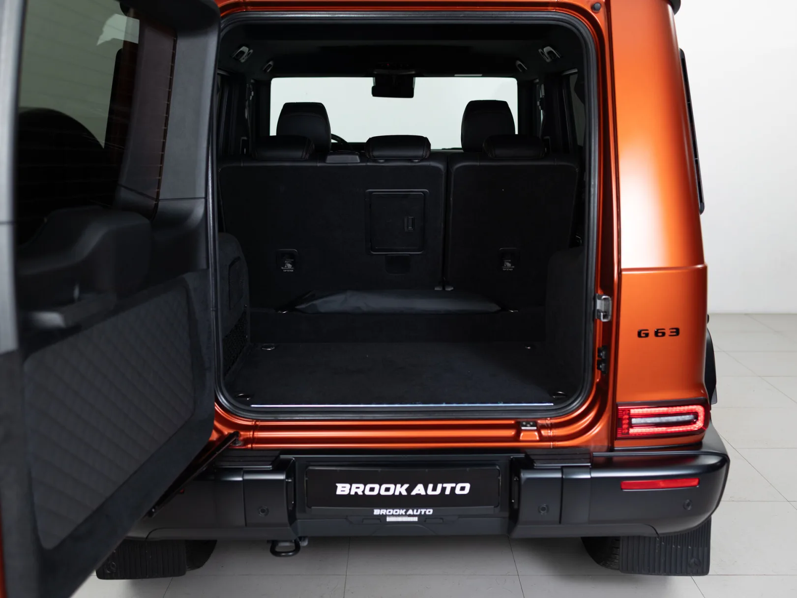 Mercedes-Benz G-Класс AMG G 63 II (W463), 2022 — экстерьер, фото 28