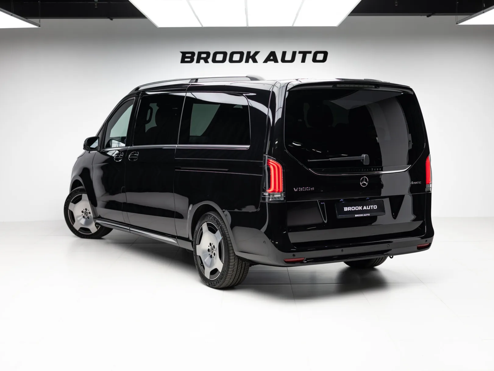 Mercedes-Benz V-Класс Exclusive III (W447) Рестайлинг 2, 2026 — экстерьер, фото 6