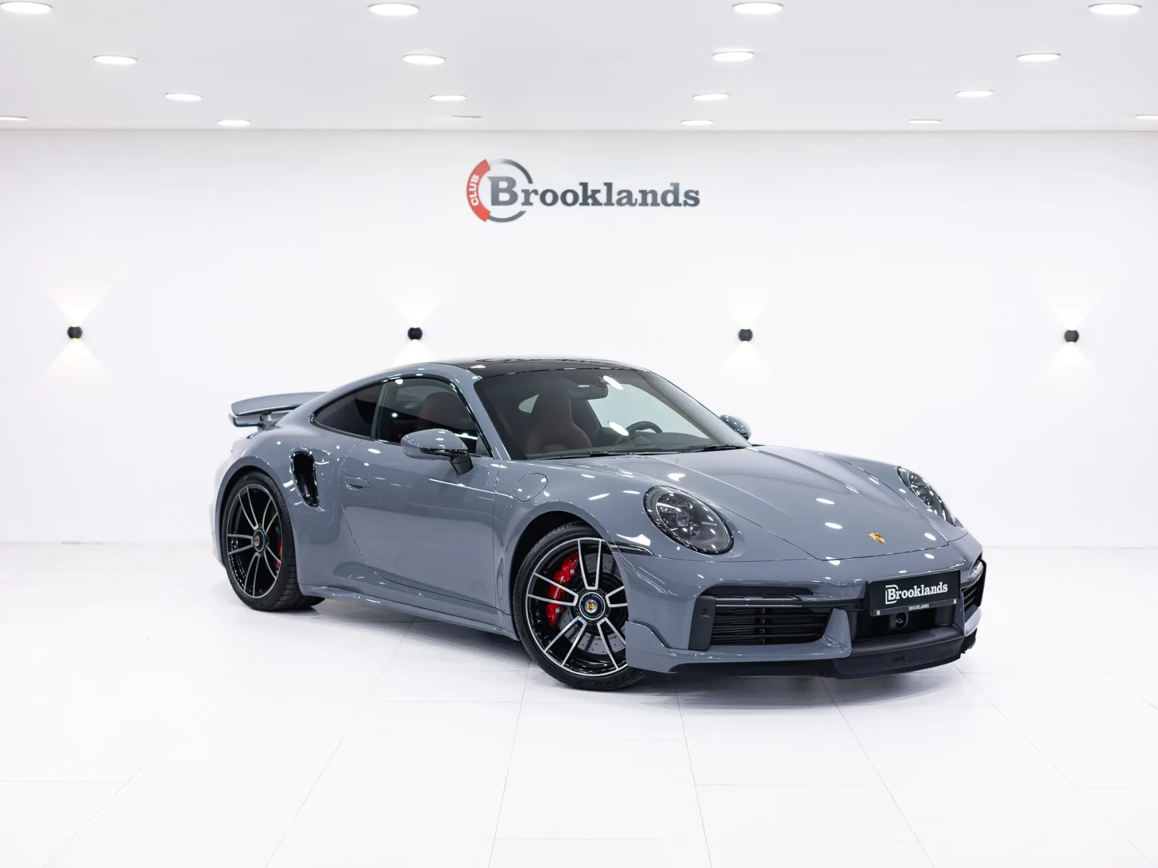 Porsche 911 VIII (992), 2023 — экстерьер, фото 3