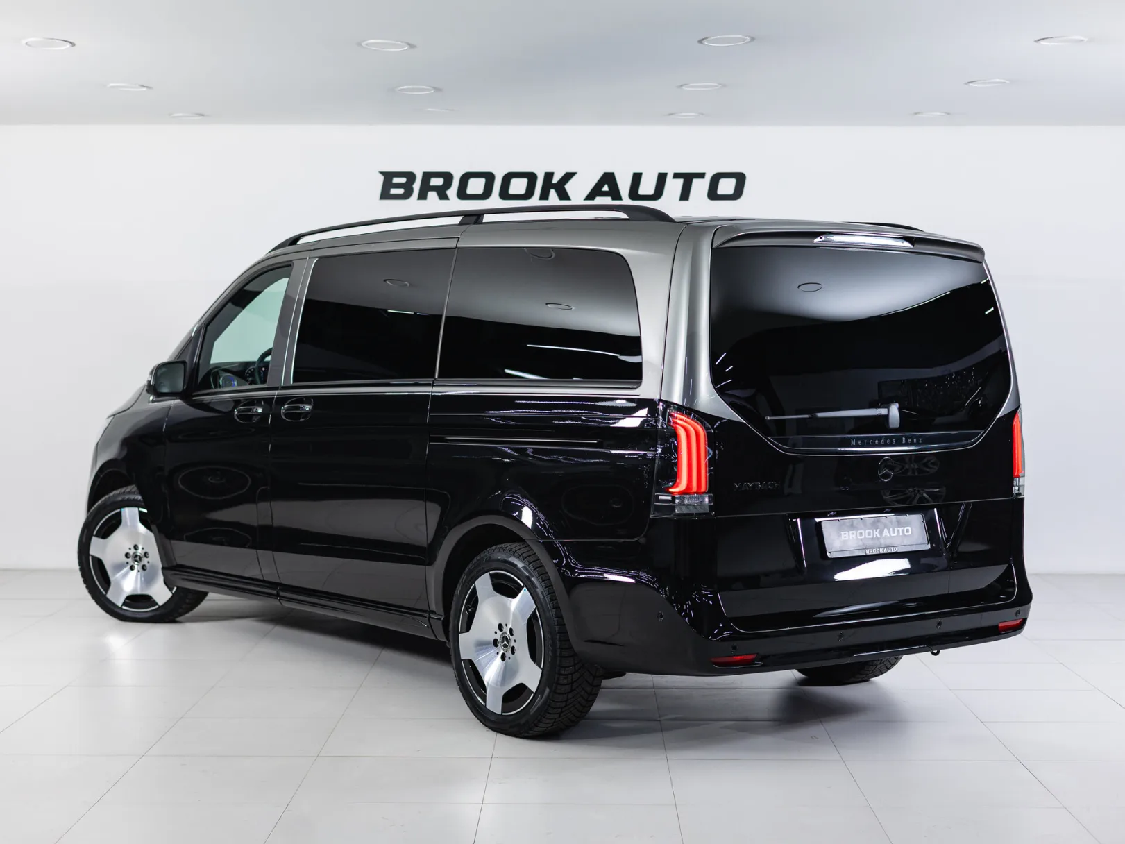 Mercedes-Benz V-Класс Exclusive III (W447) Рестайлинг 2, 2025 — экстерьер, фото 6