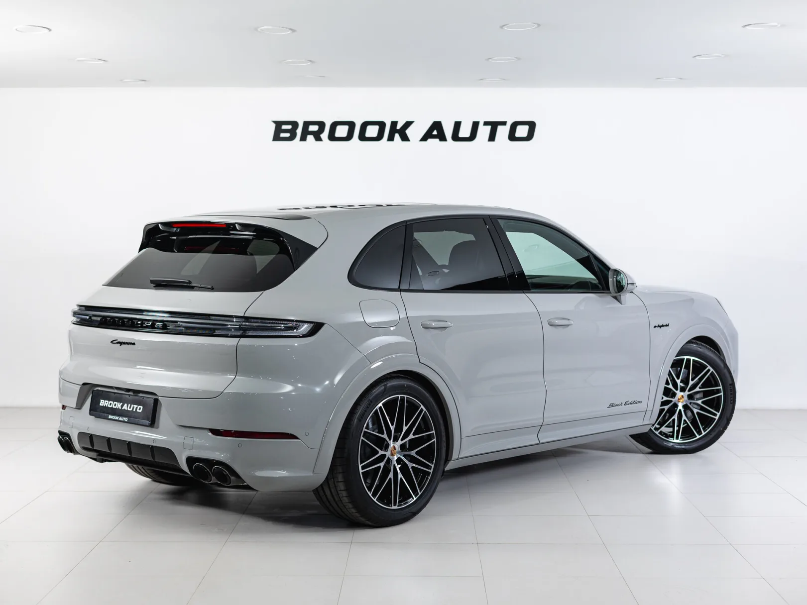 Porsche Cayenne E-Hybrid III Рестайлинг, 2026 — экстерьер, фото 6
