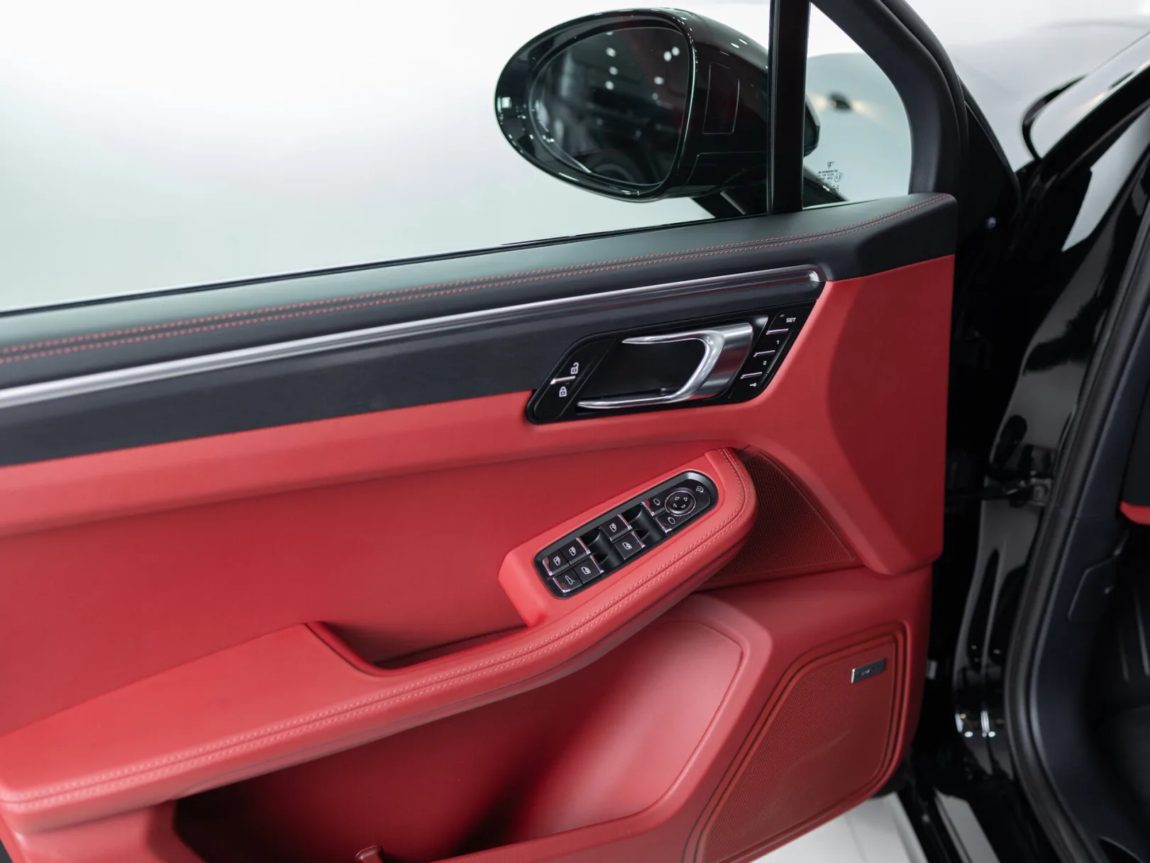 Porsche Macan GTS I Рестайлинг 2, 2023 — экстерьер, фото 8