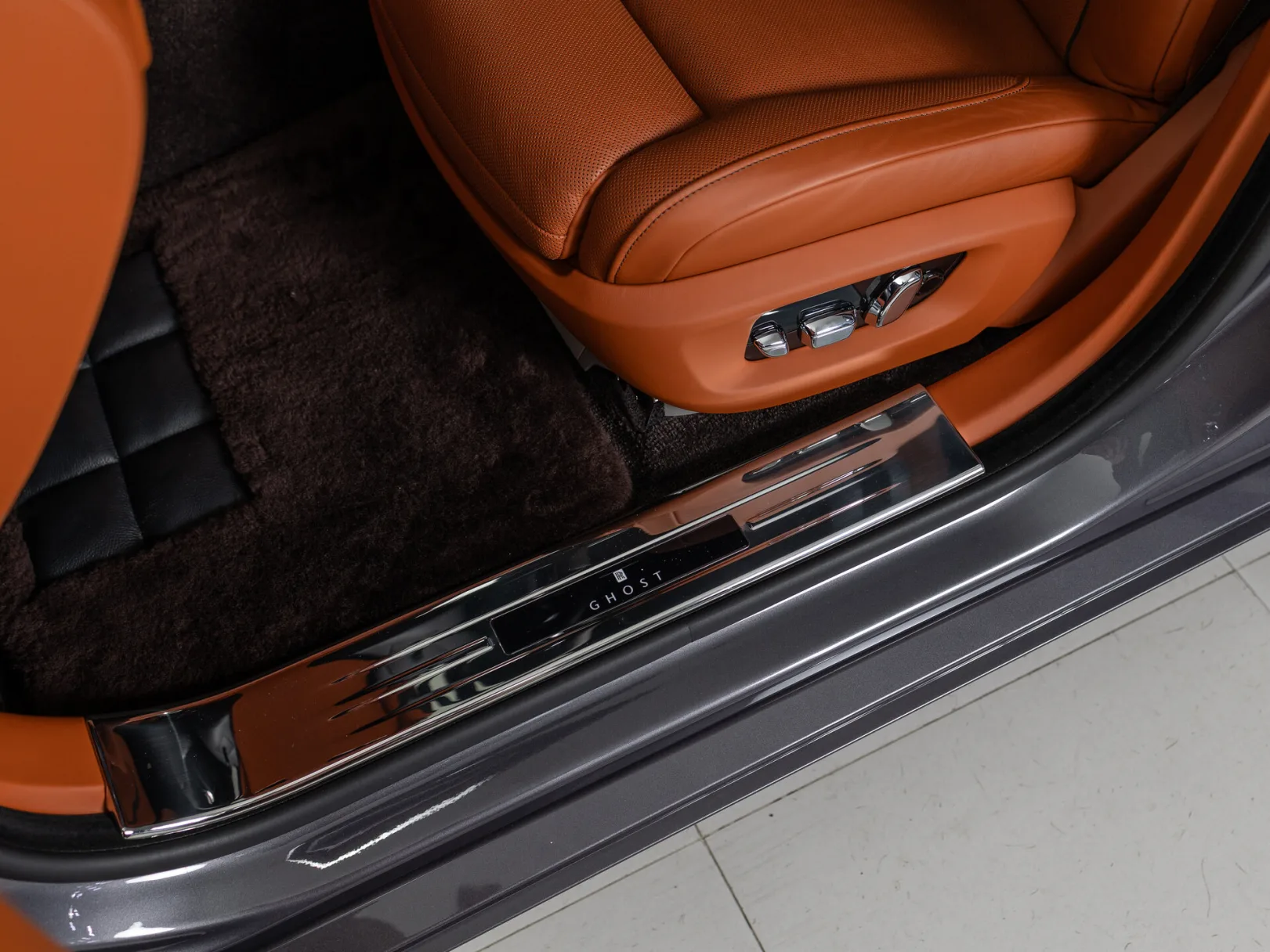 Rolls-Royce Ghost Individual II (Series I), 2021 — экстерьер, фото 11