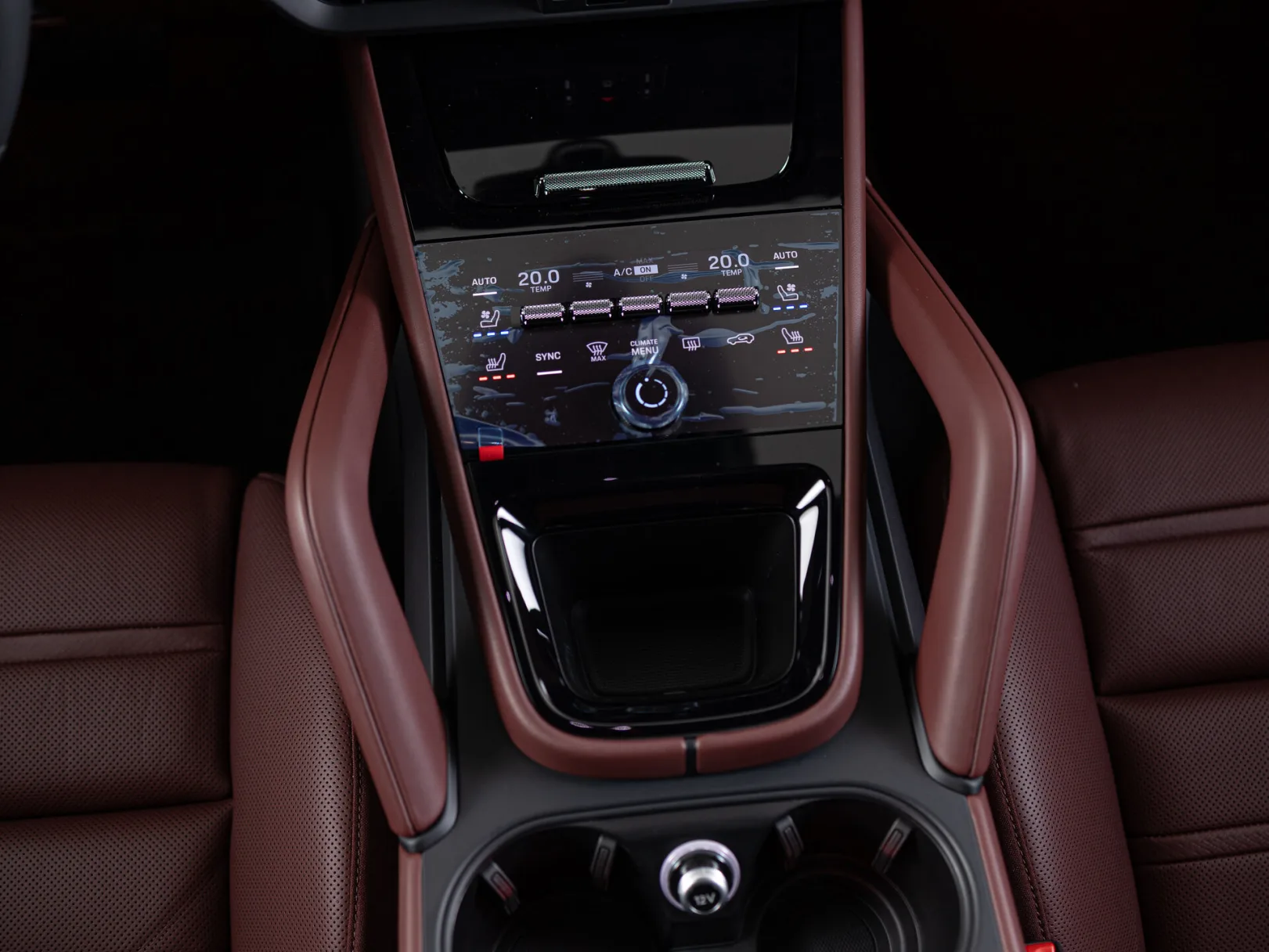 Porsche Cayenne Coupé III Рестайлинг, 2026 — экстерьер, фото 21