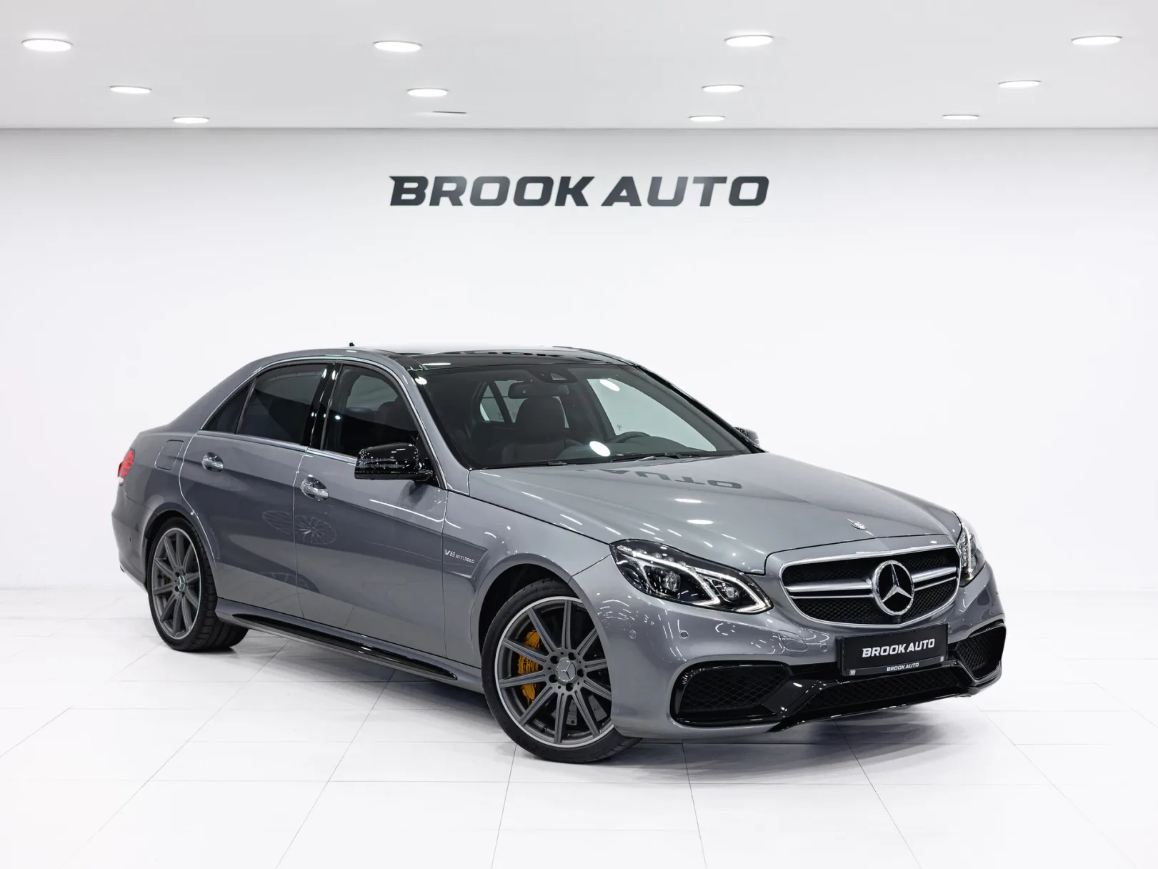 Mercedes-Benz E-Класс AMG E 63 AMG 4MATIC IV (W212, S212) Рестайлинг, 2014 — экстерьер, фото 3