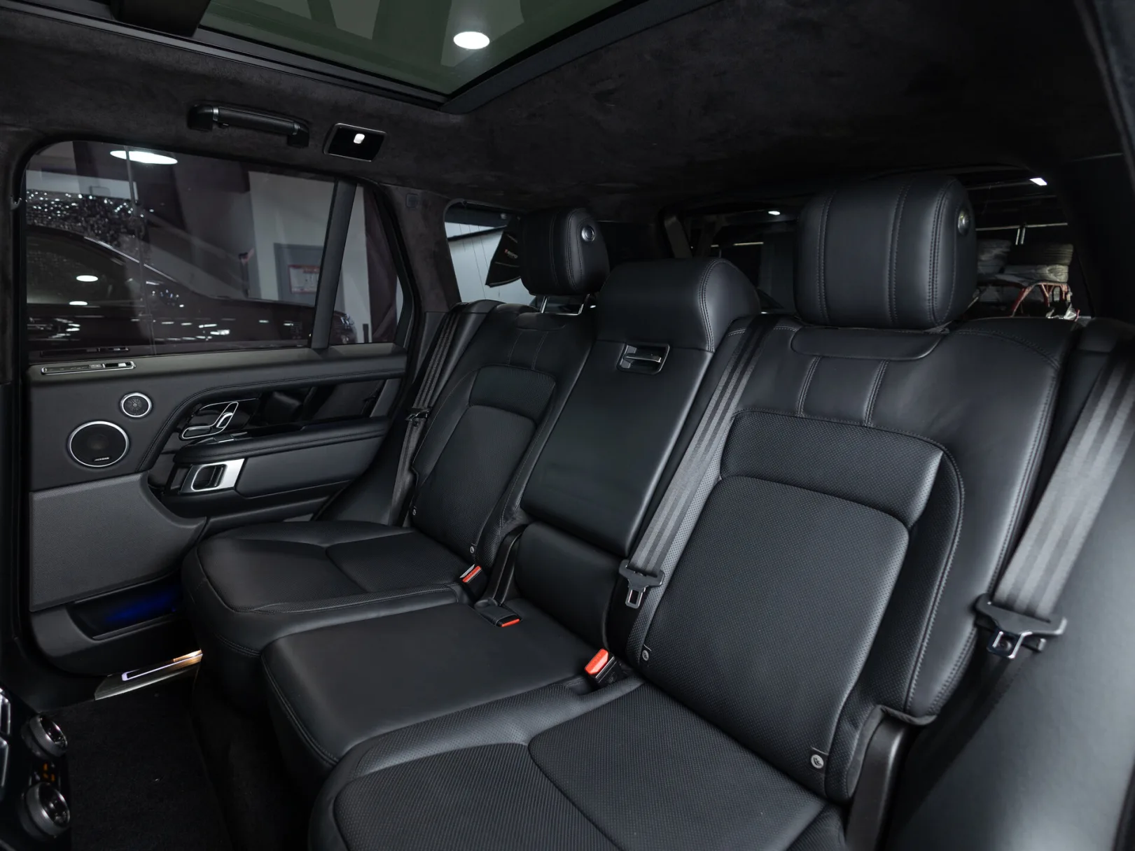 Land Rover Range Rover Vogue IV Рестайлинг, 2021 — экстерьер, фото 31