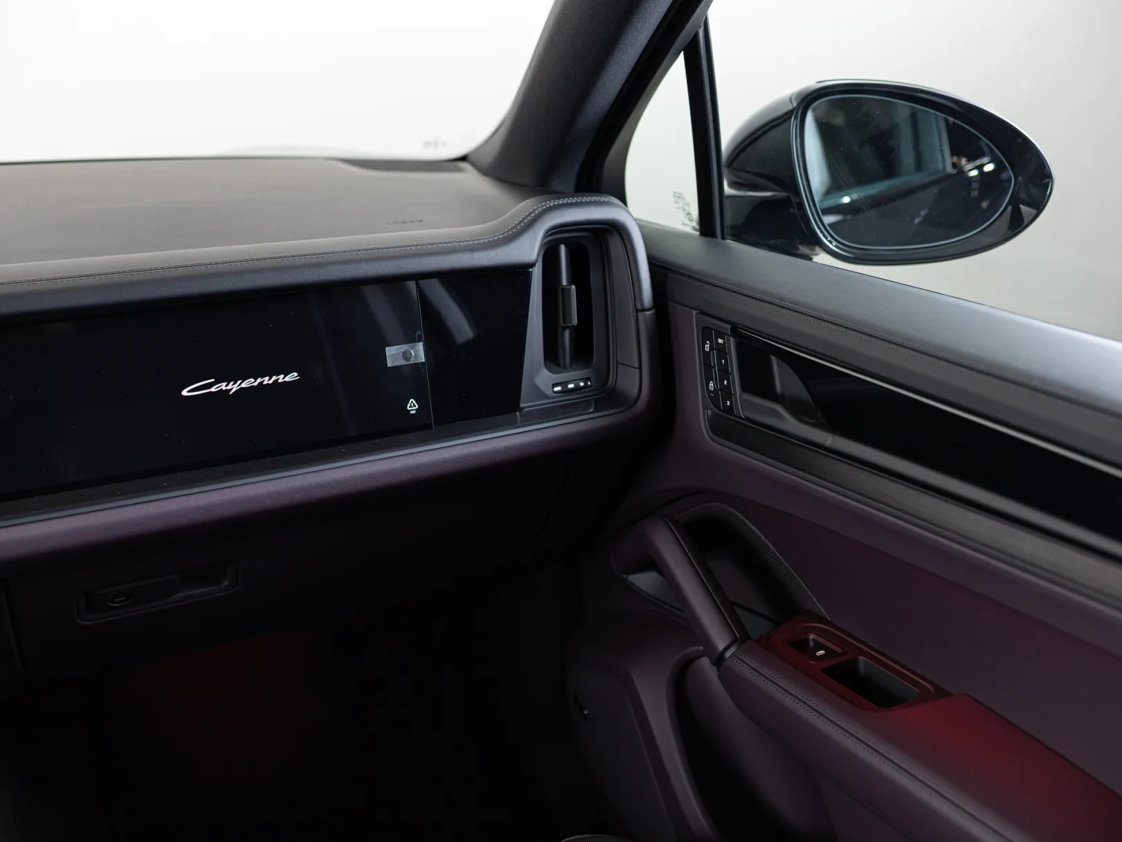 Porsche Cayenne Coupé III Рестайлинг, 2026 — экстерьер, фото 20