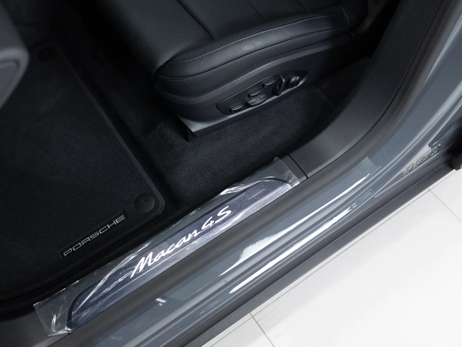 Porsche Macan 4S Electric II, 2025 — экстерьер, фото 11