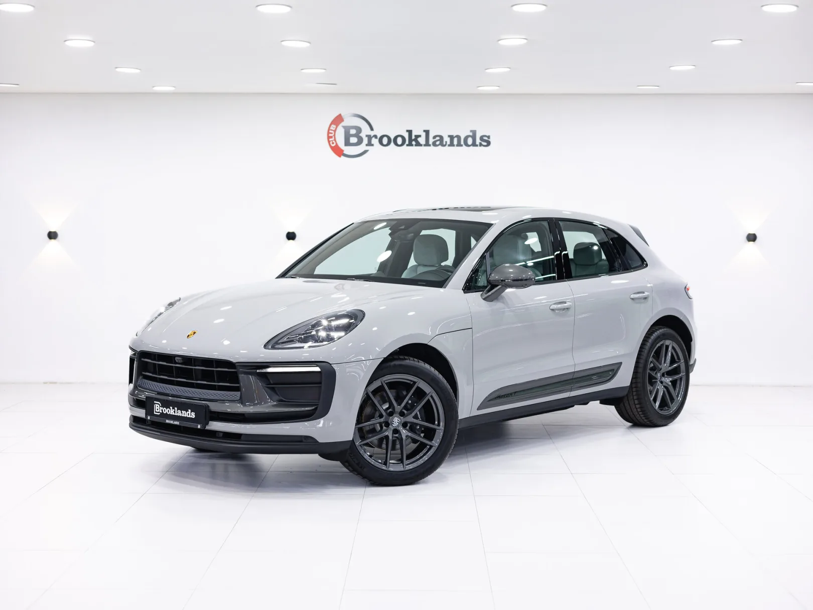 Porsche Macan T I Рестайлинг 2, 2024 — экстерьер, фото 1