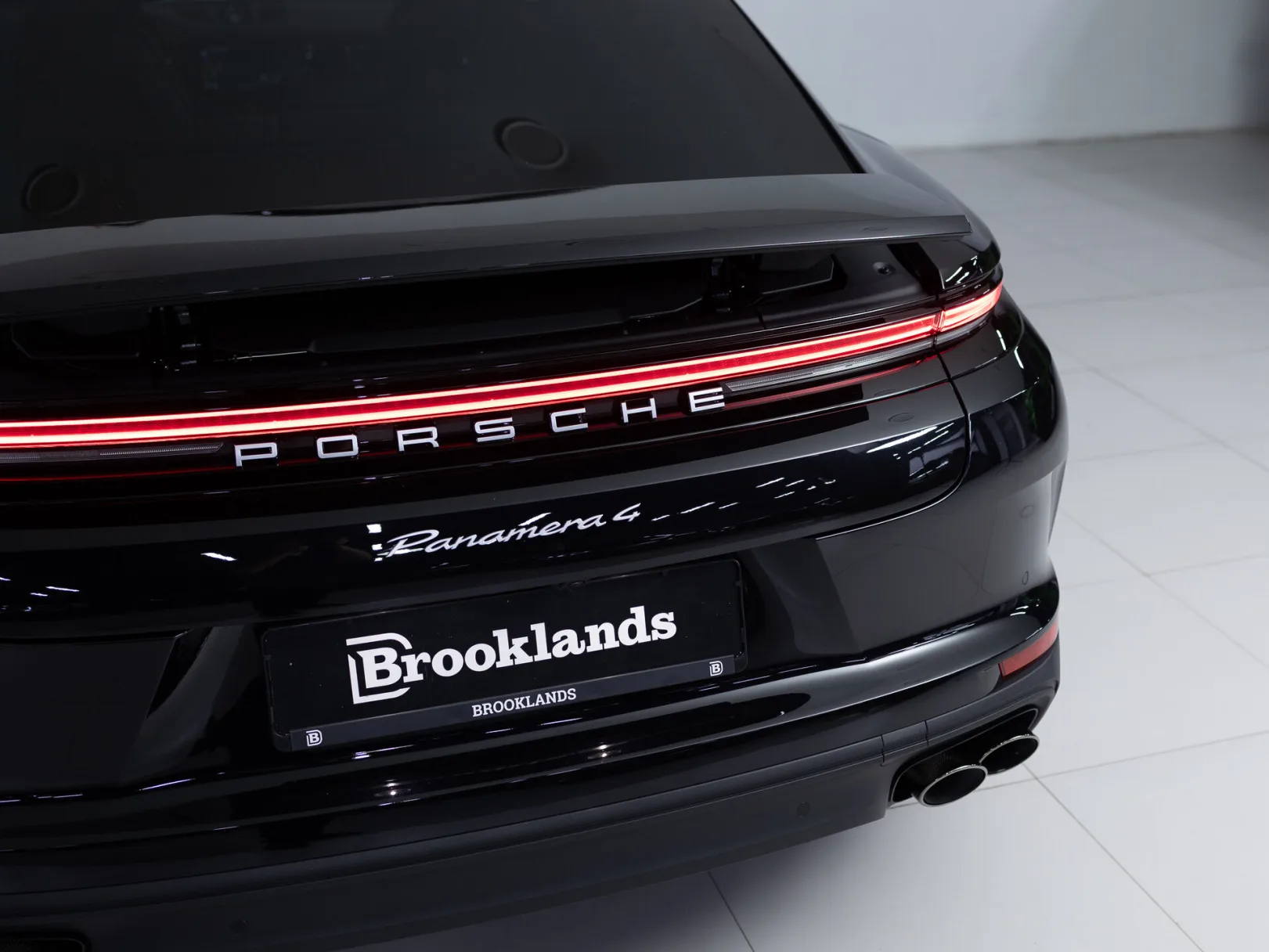 Porsche Panamera 4 III, 2024 — экстерьер, фото 33