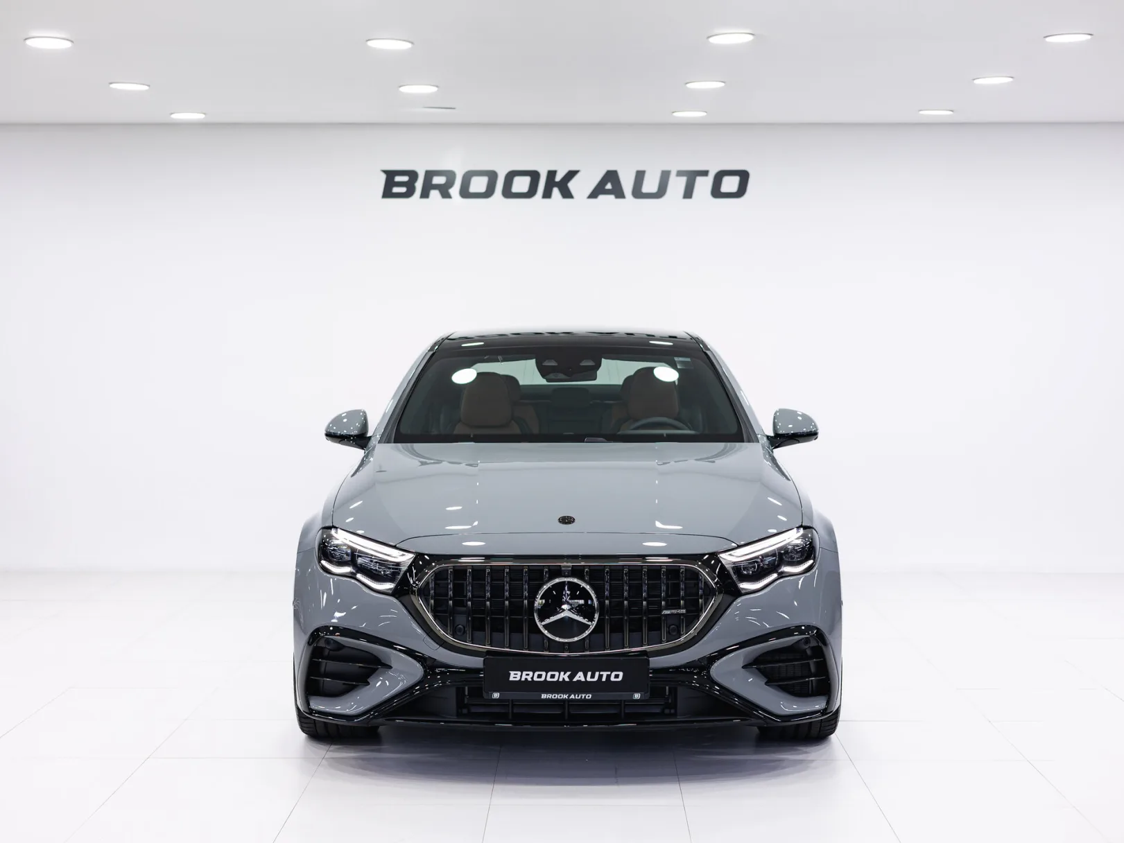 Mercedes-Benz E-Класс AMG E 53 4MATIC+ VI (W214), 2025 — экстерьер, фото 2
