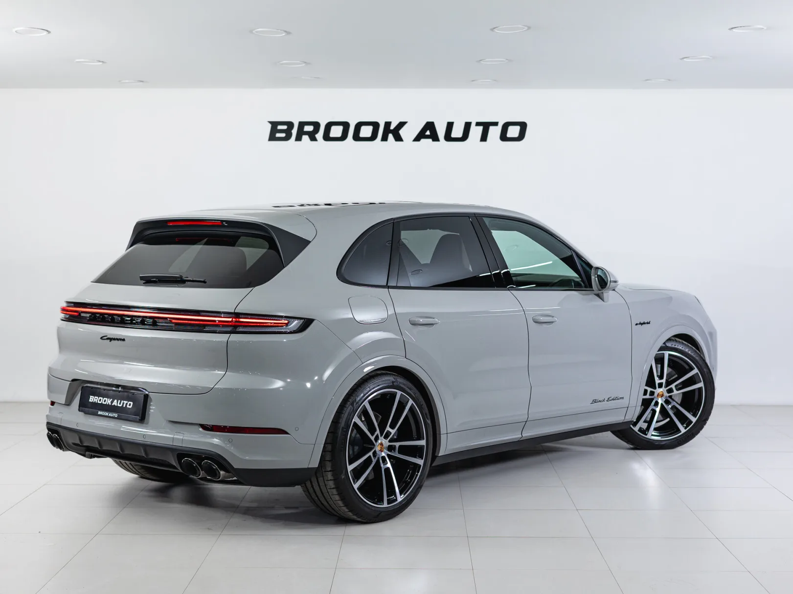 Porsche Cayenne E-Hybrid III Рестайлинг, 2026 — экстерьер, фото 6