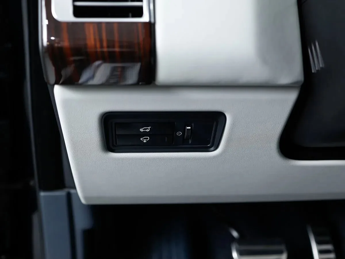 Land Rover Range Rover Vogue SE IV, 2013 — экстерьер, фото 12