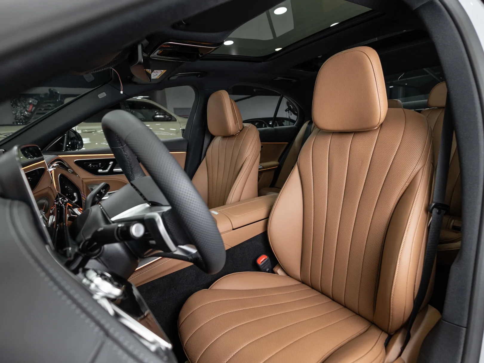 Mercedes-Benz E-Класс E 300 4MATIC AMG Line VI (W214, S214), 2026 — экстерьер, фото 12