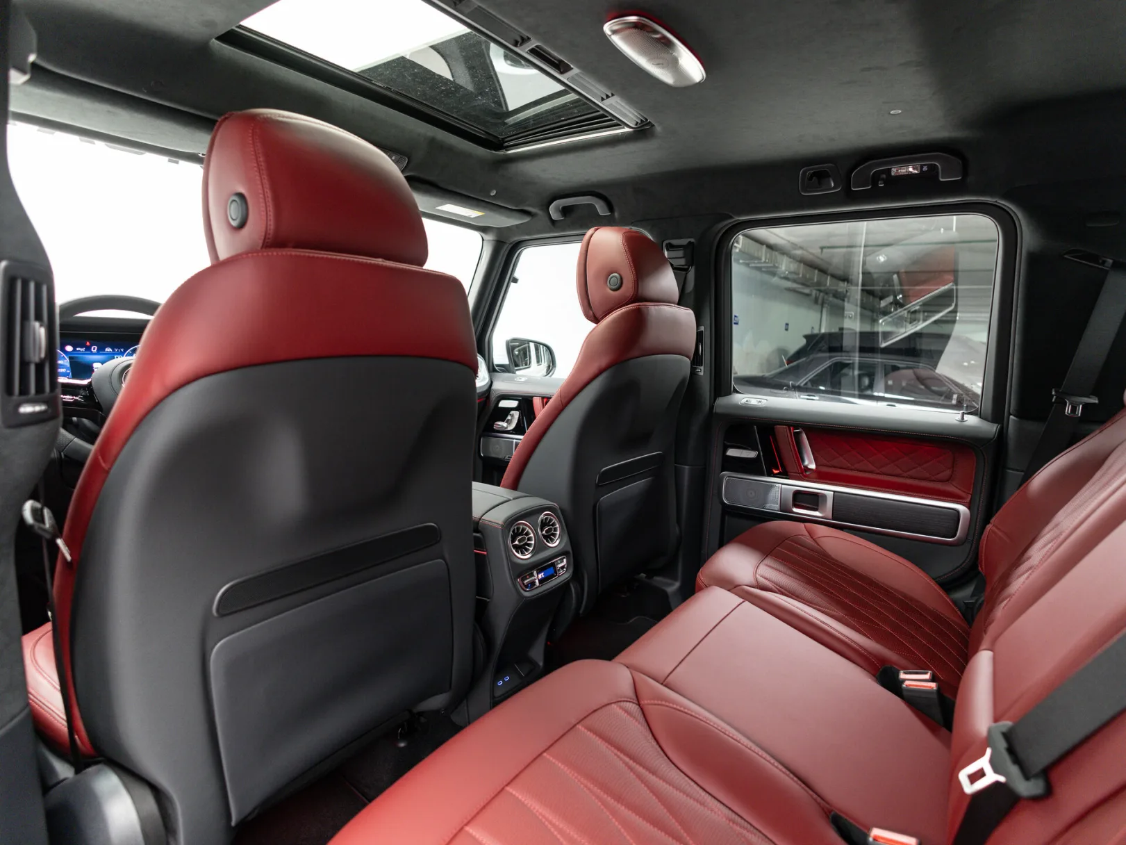 Mercedes-Benz G-Класс G 450 d AMG Line III (W465) Рестайлинг, 2026 — экстерьер, фото 29
