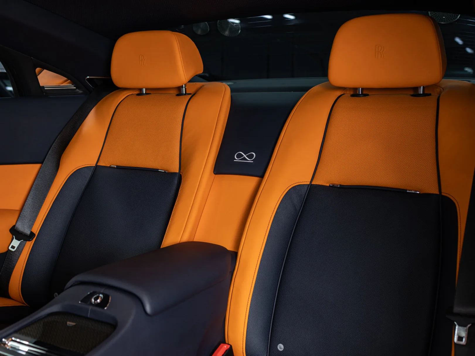 Rolls-Royce Wraith Black Badge I, 2020 — экстерьер, фото 28