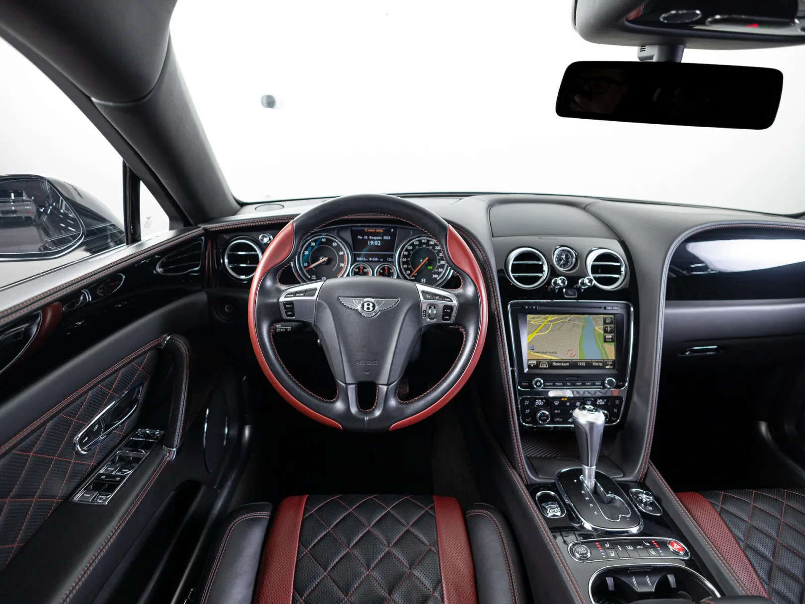 Bentley Flying Spur Individual II, 2017 — экстерьер, фото 12